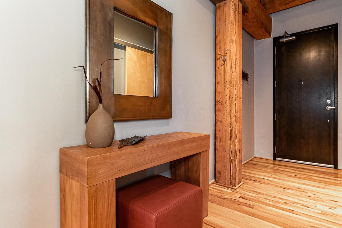 448 W Nationwide Boulevard, 222