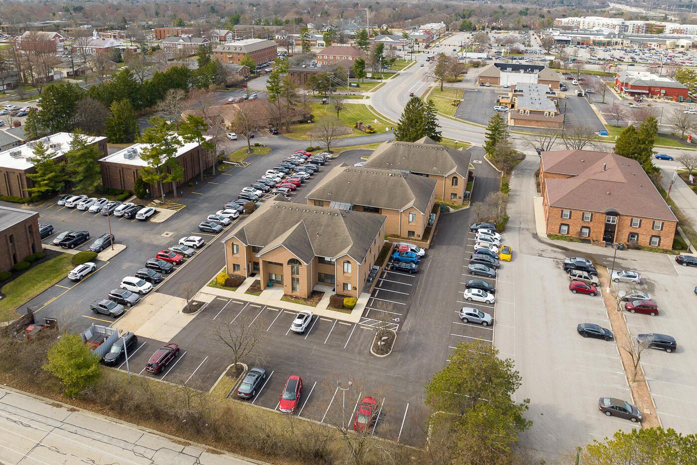 71 E Wilson Bridge Road, A1