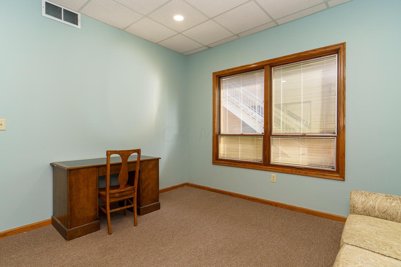 71 E Wilson Bridge Road, A1