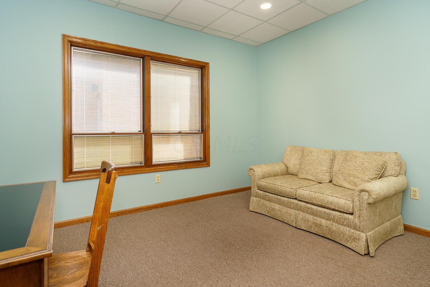 71 E Wilson Bridge Road, A1