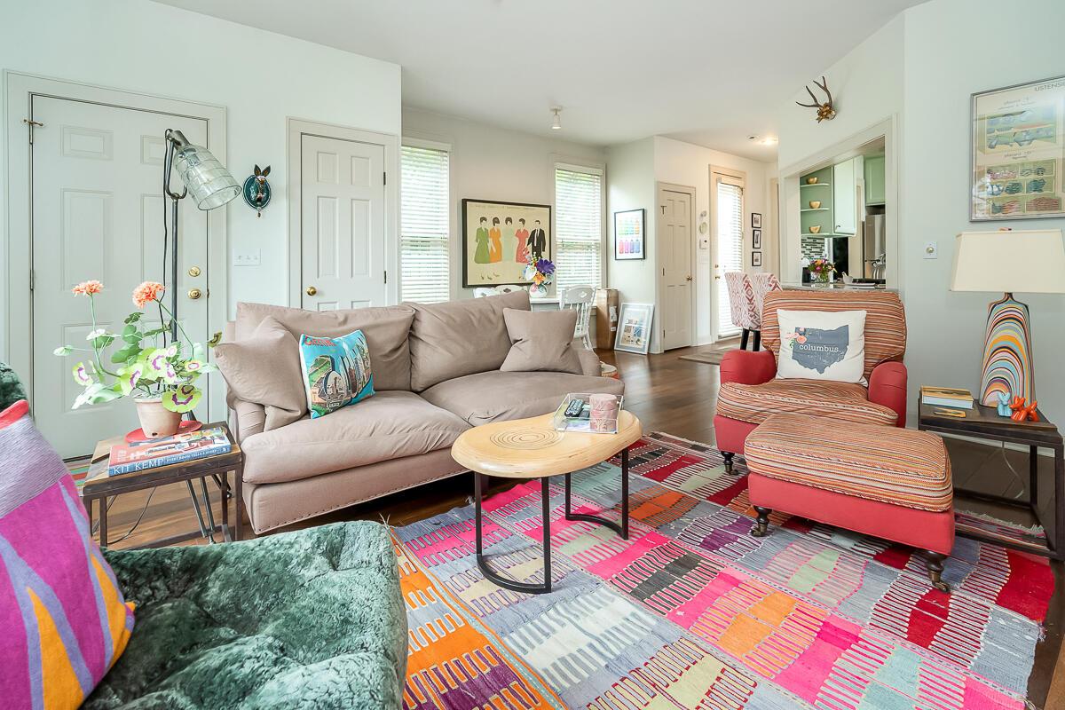 242 E Sycamore Street