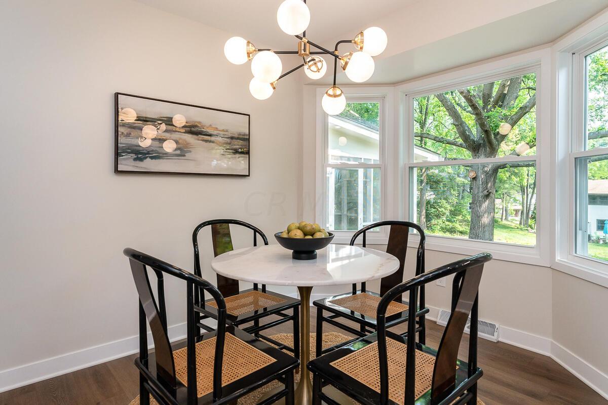 1030 Clubview Boulevard N