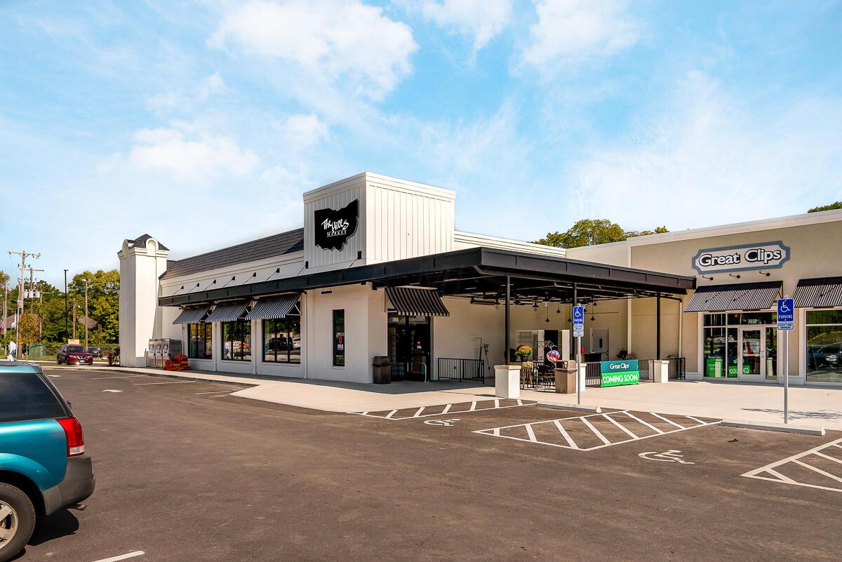 1030 Clubview Boulevard N