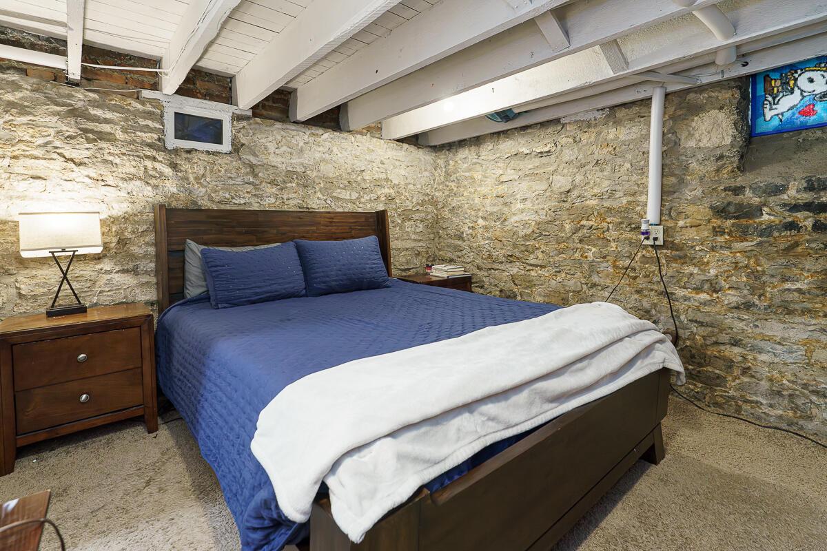 33 E Frankfort Street