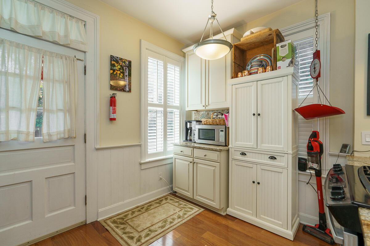 33 E Frankfort Street