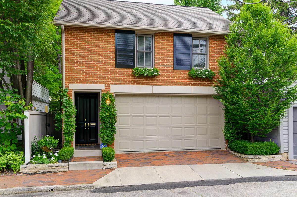 808 S Lazelle Street