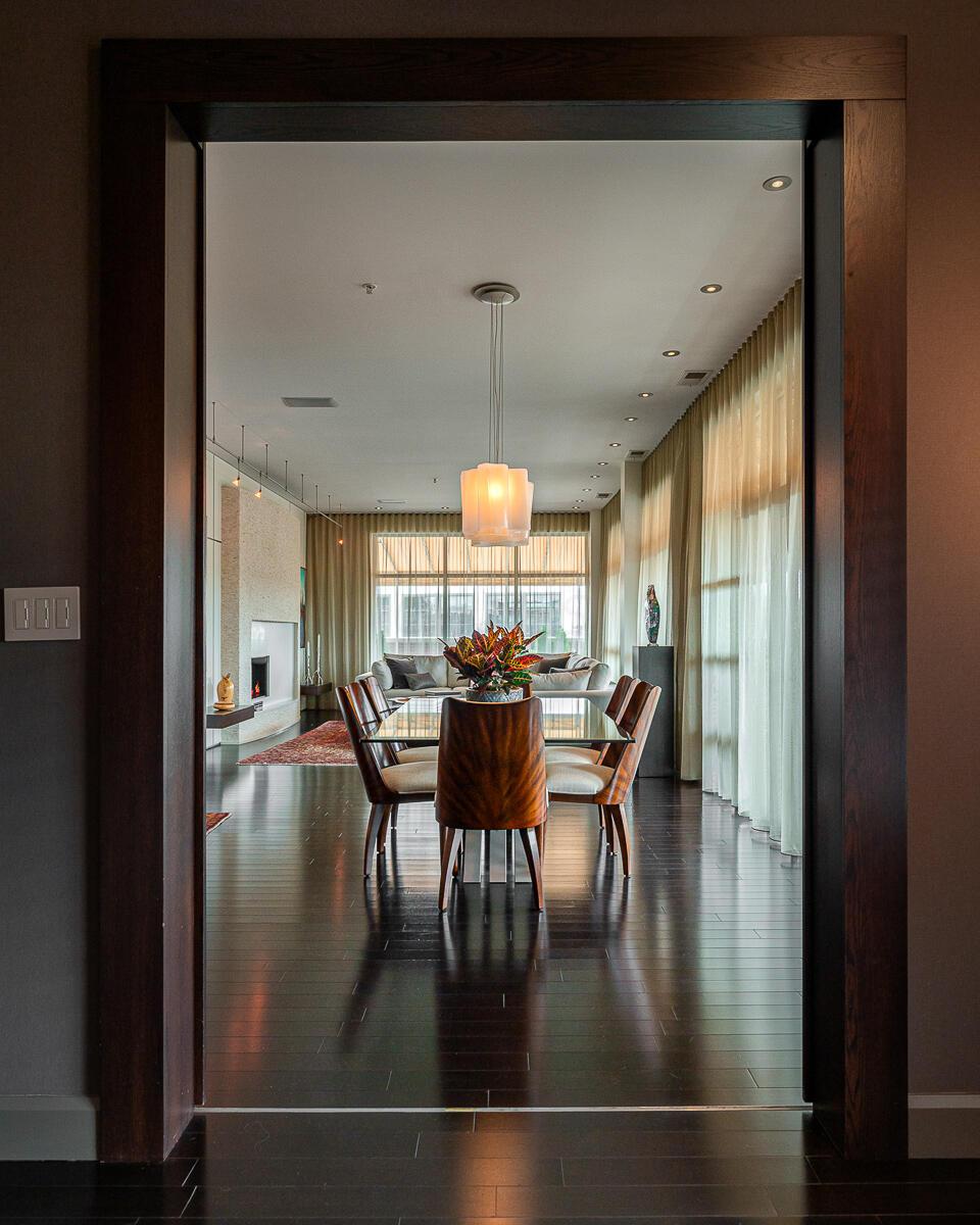 845 N High Street, 504