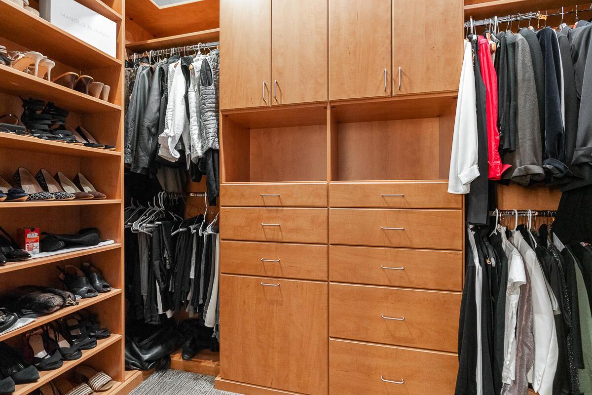 845 N High Street, 504