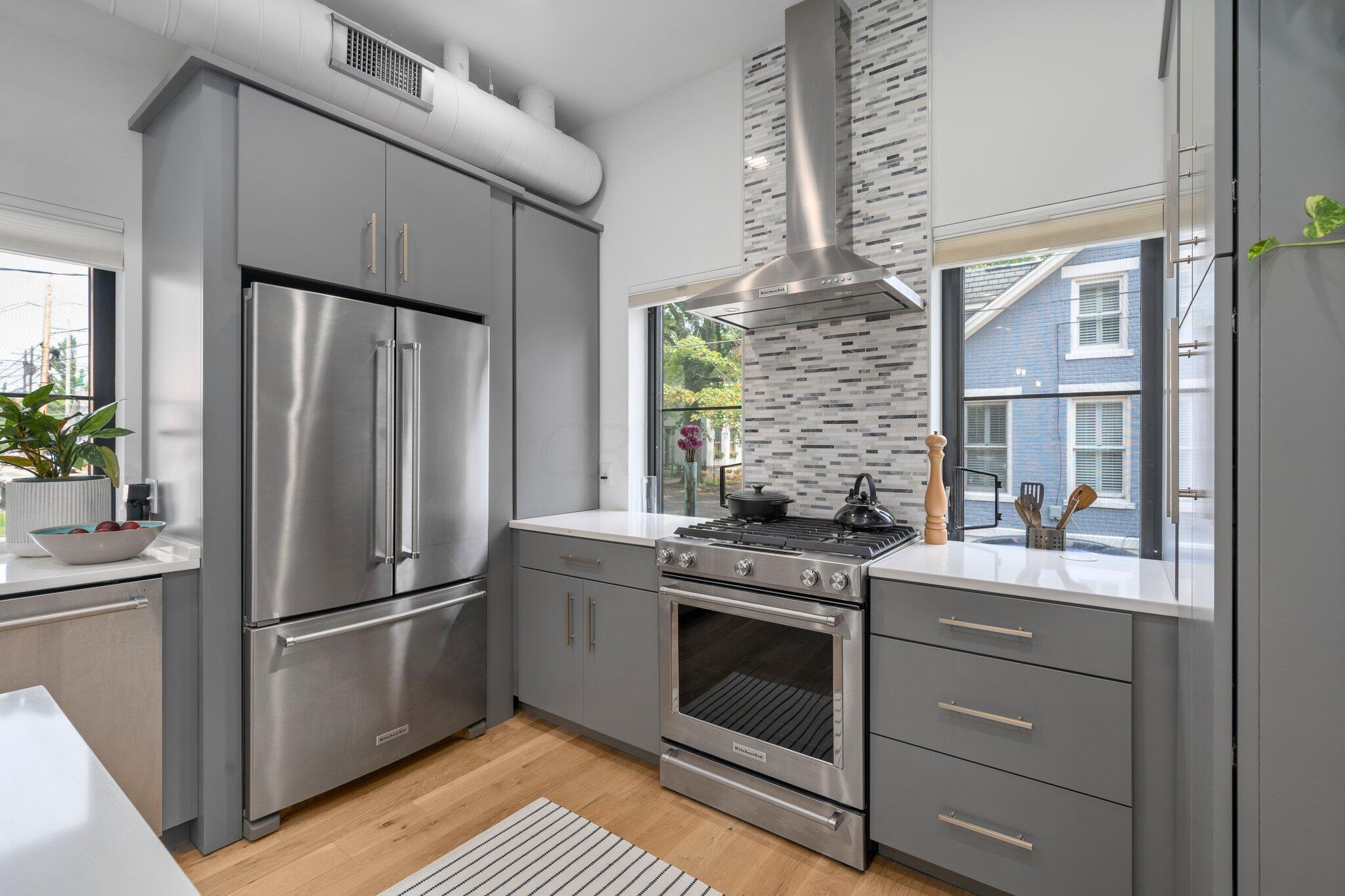 21 E Frankfort Street