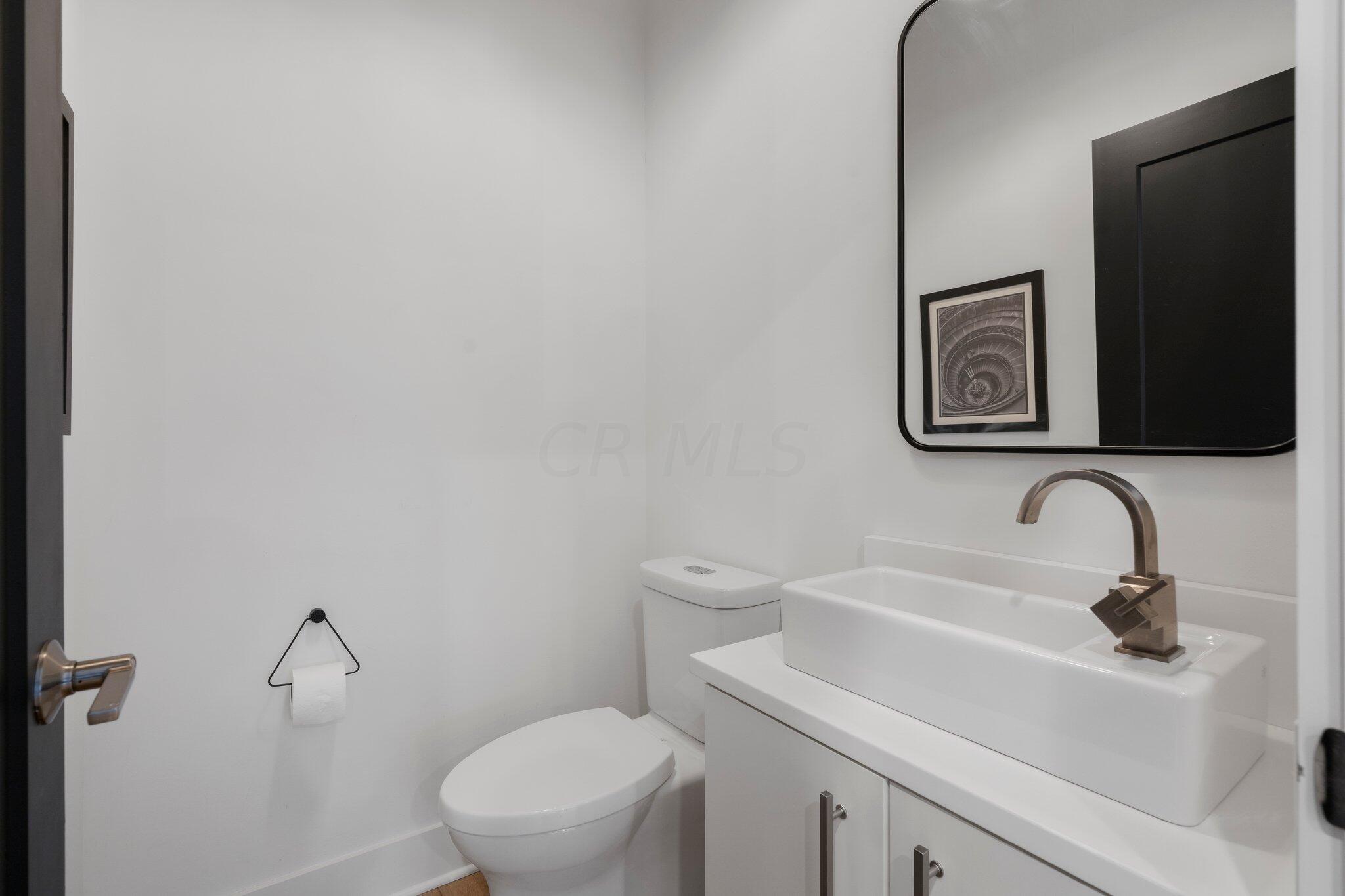 21 E Frankfort Street