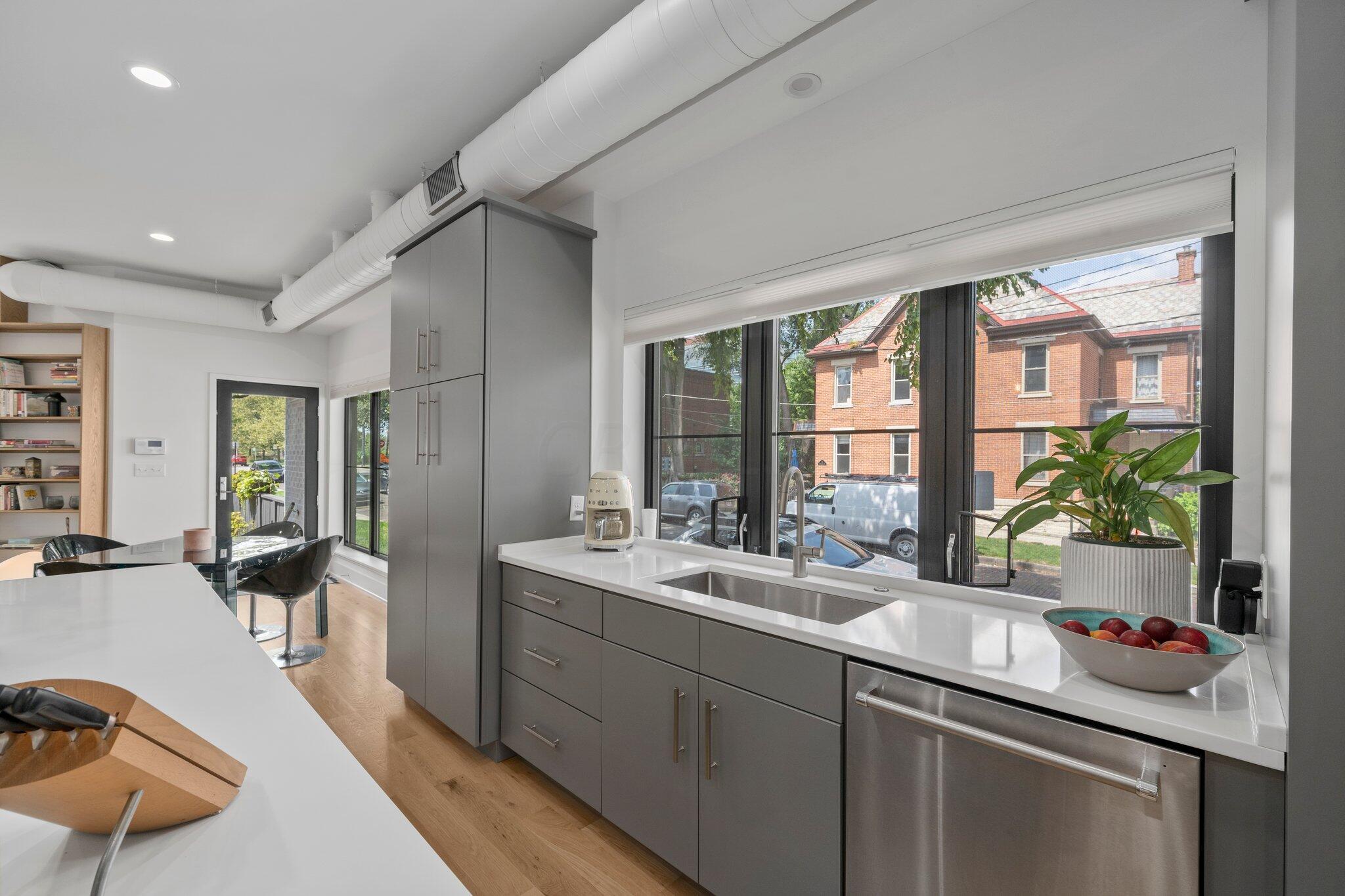 21 E Frankfort Street