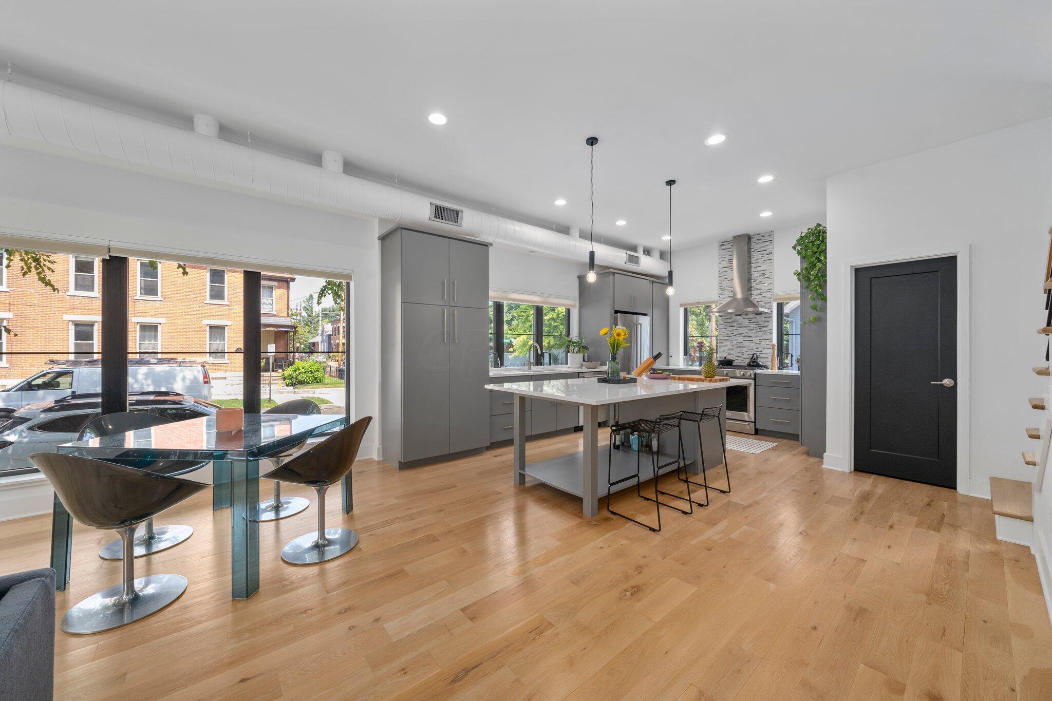 21 E Frankfort Street