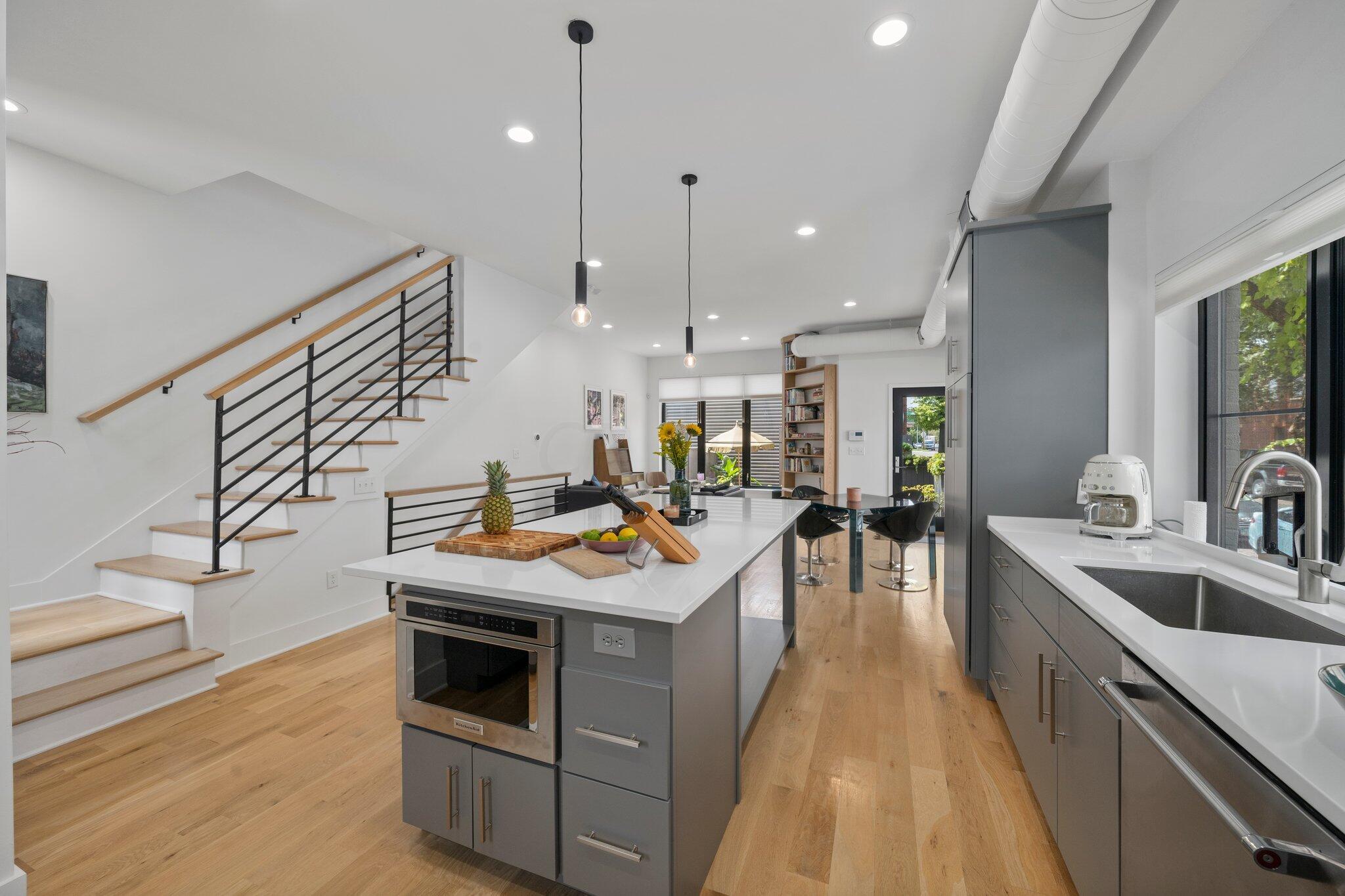 21 E Frankfort Street