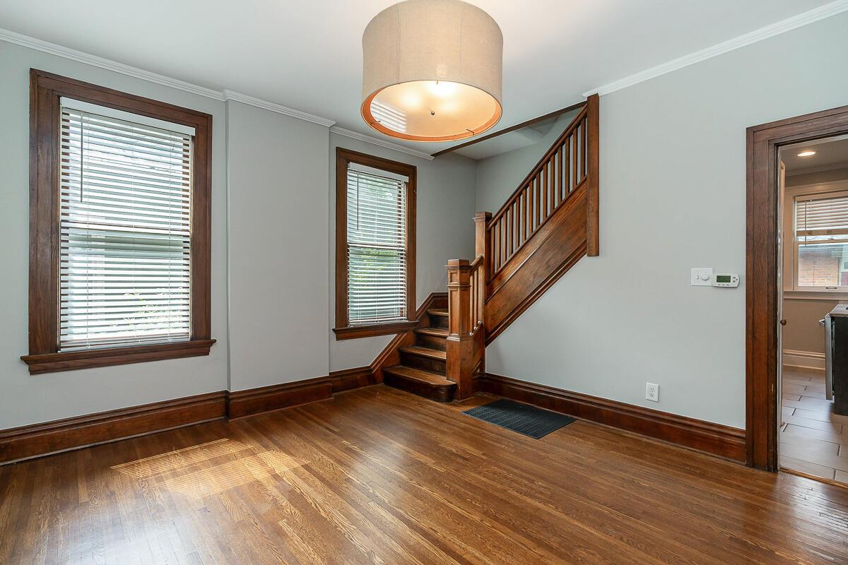 819-821 City Park Avenue