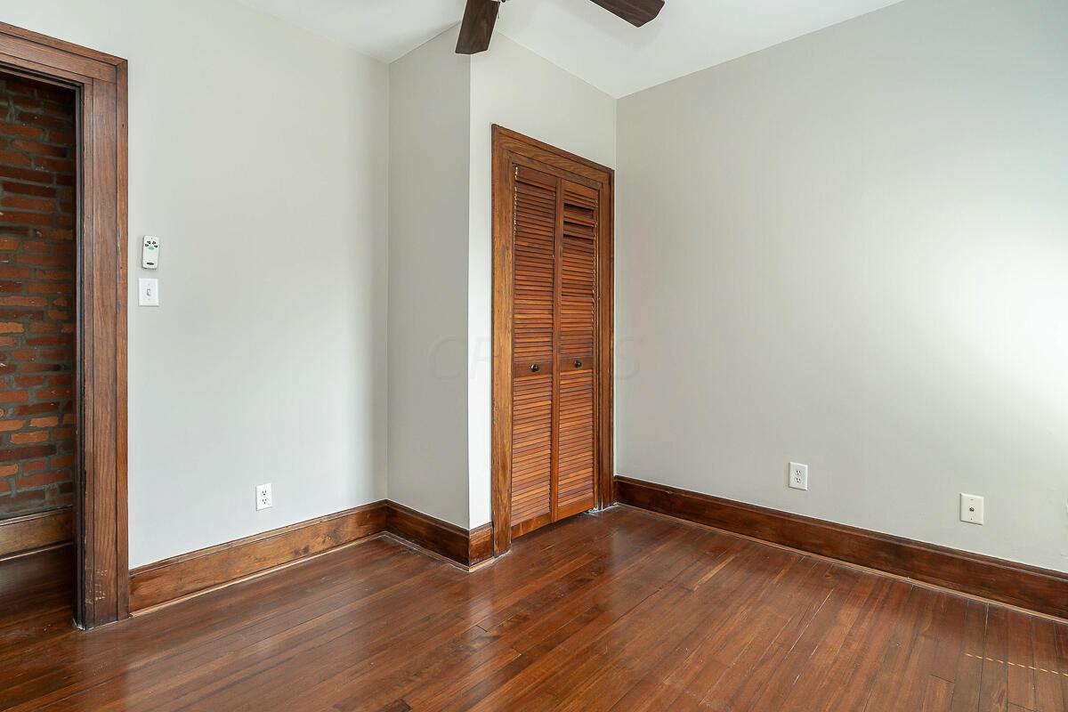 819-821 City Park Avenue