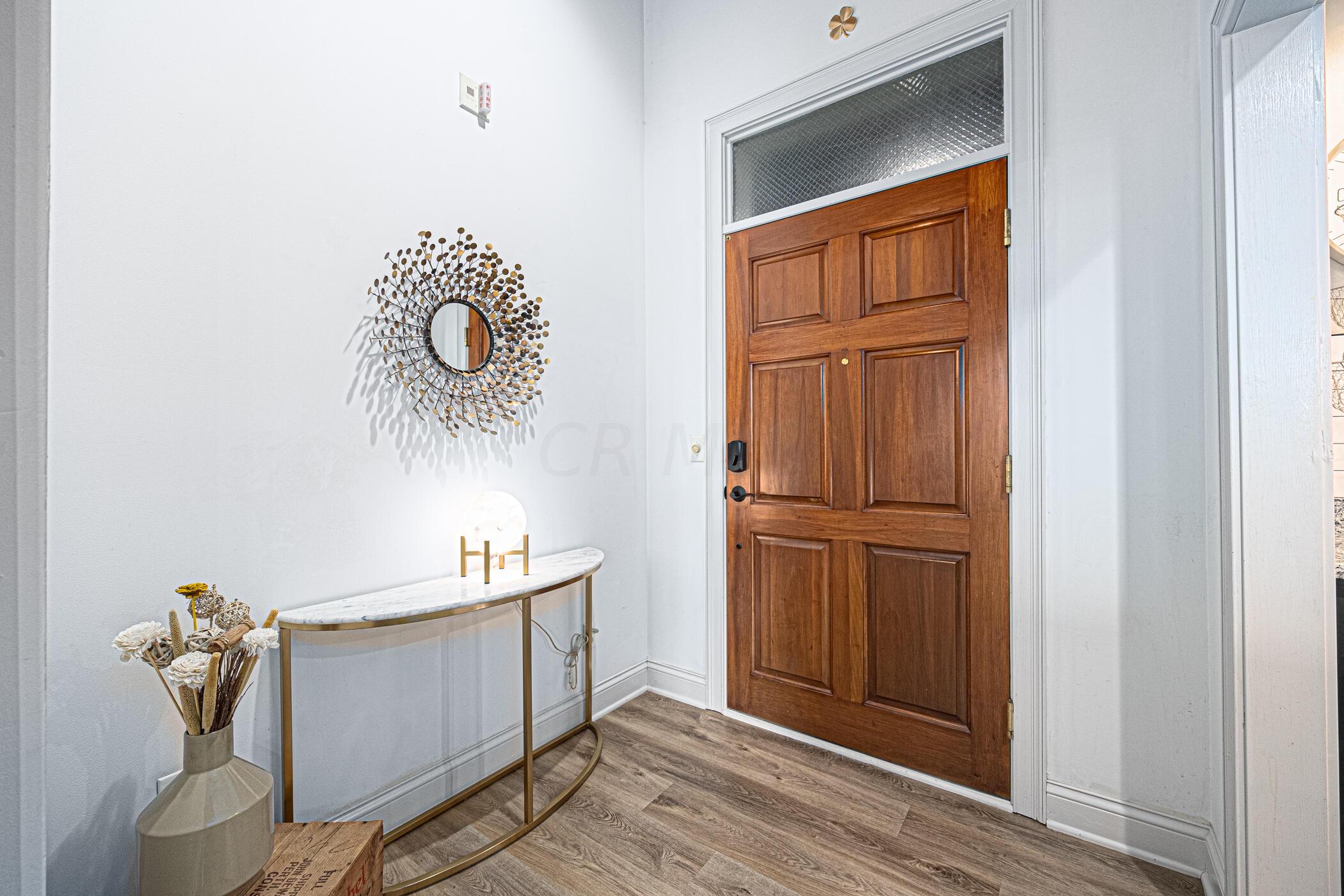 55 W Livingston Avenue, 307