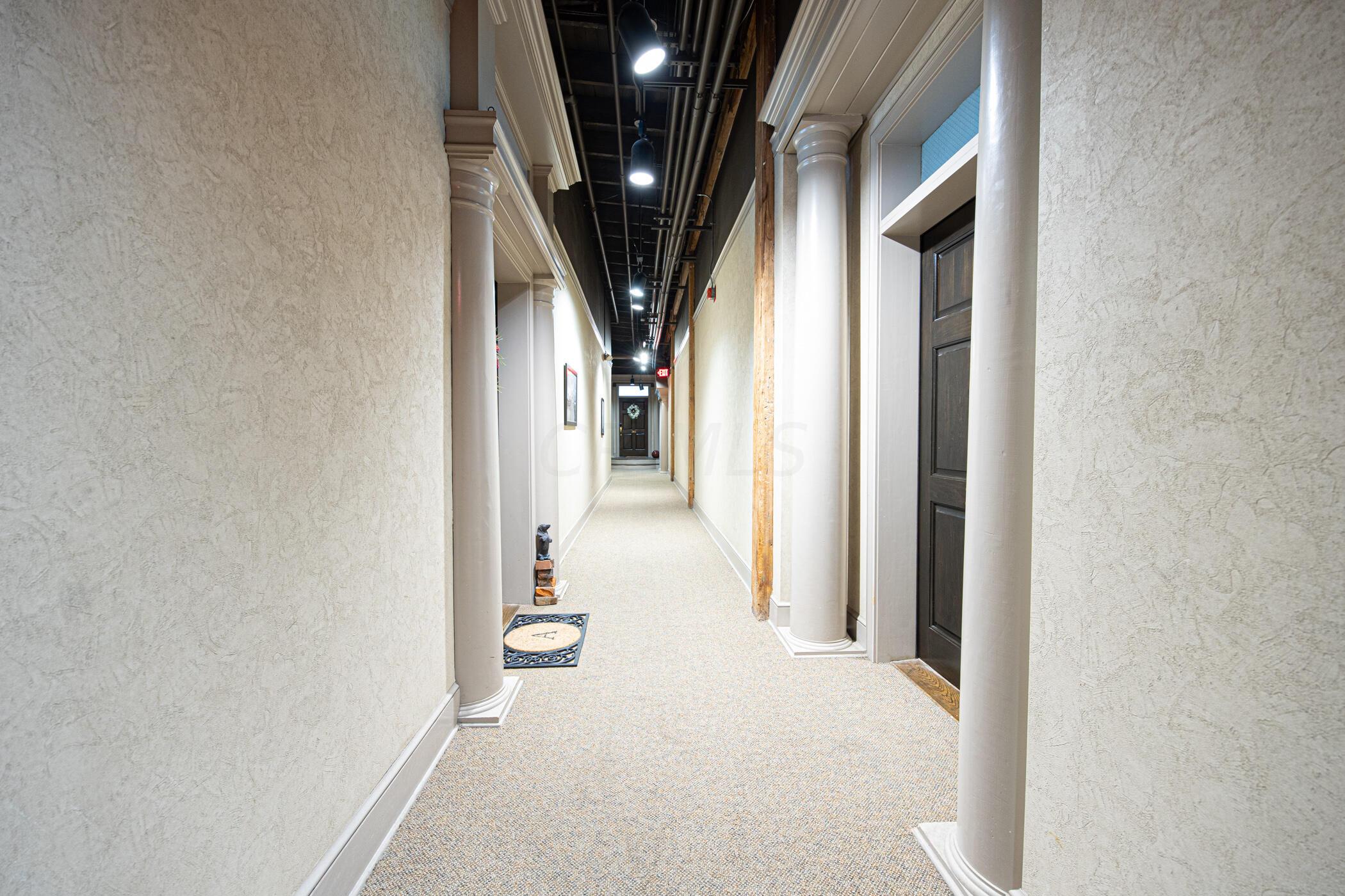 55 W Livingston Avenue, 307