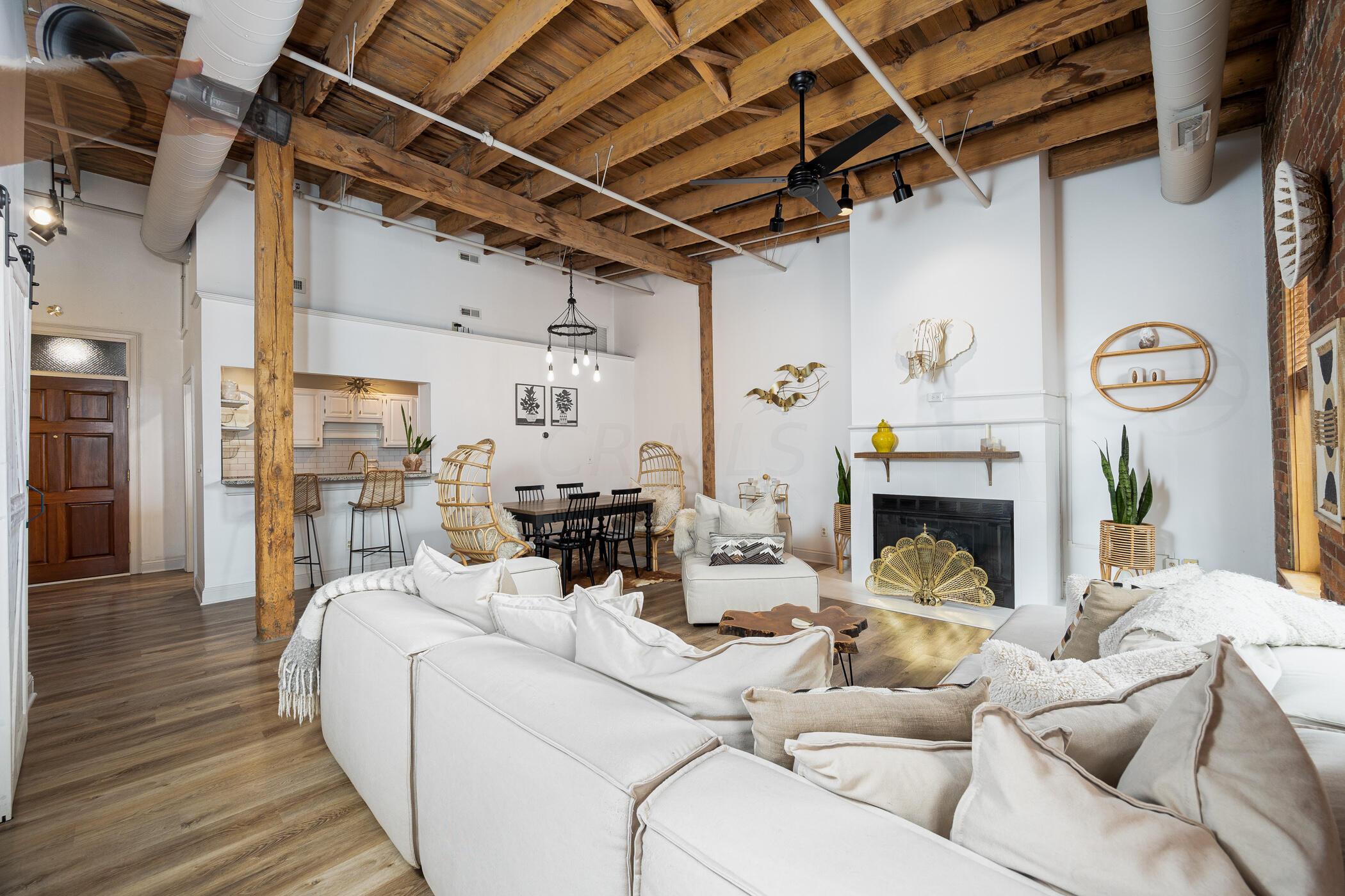 55 W Livingston Avenue, 307