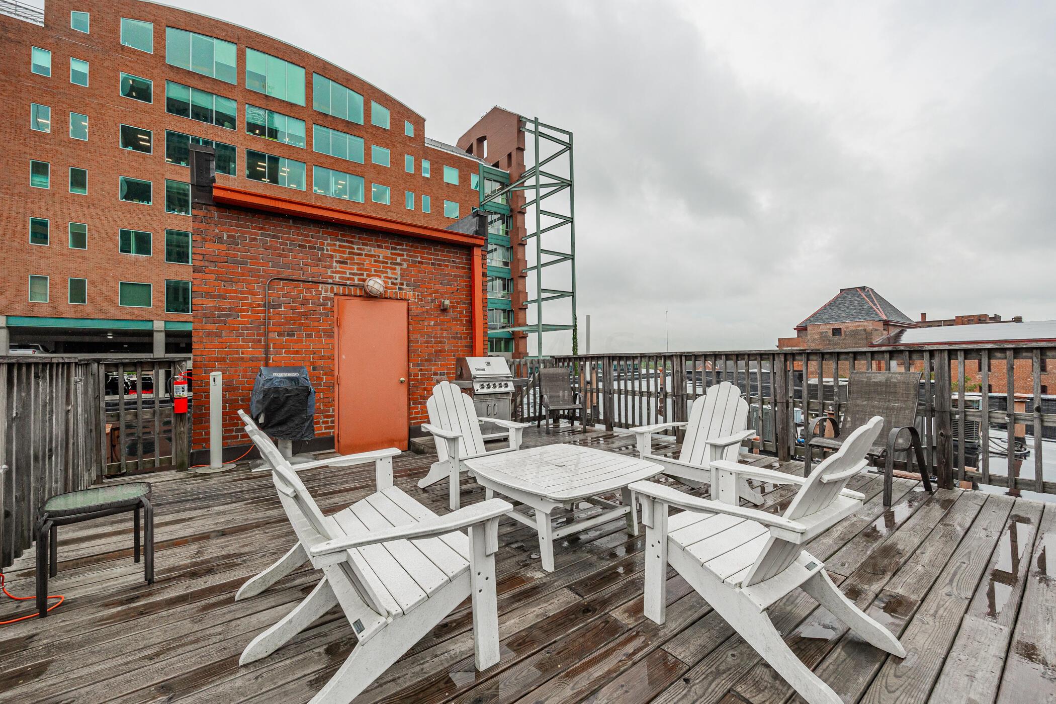 55 W Livingston Avenue, 307