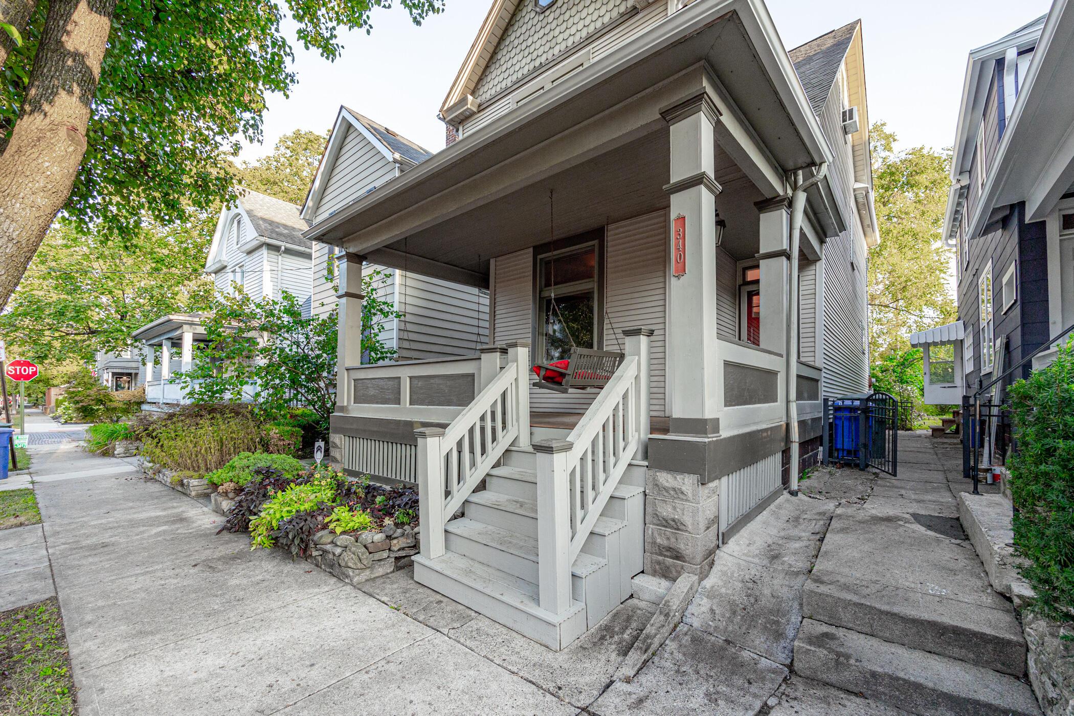 340 E Kossuth Street