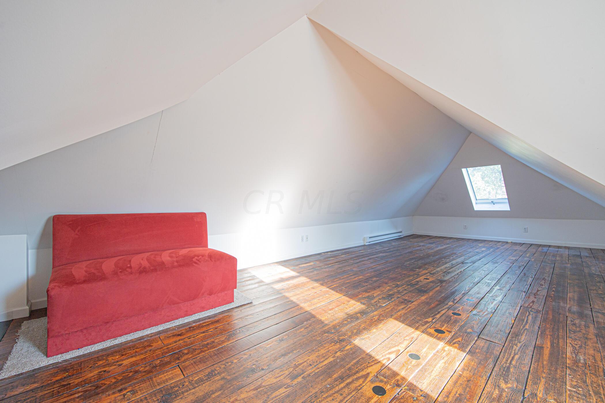 340 E Kossuth Street