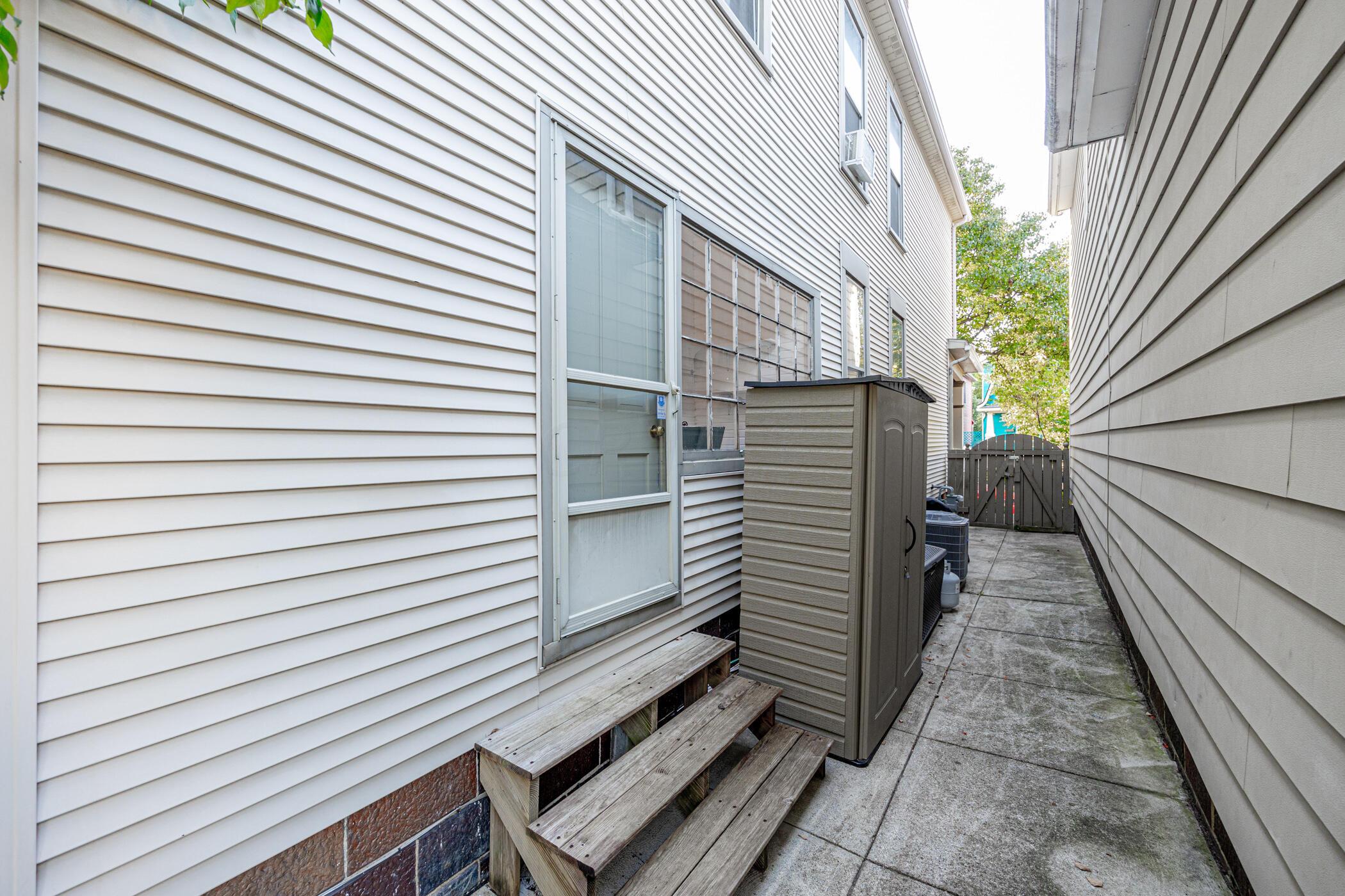 340 E Kossuth Street