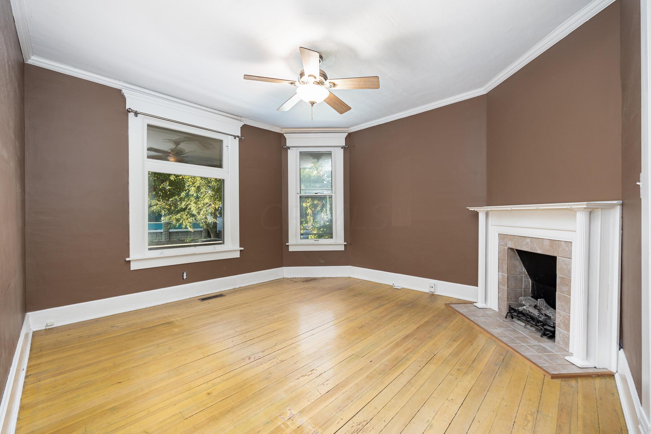 340 E Kossuth Street