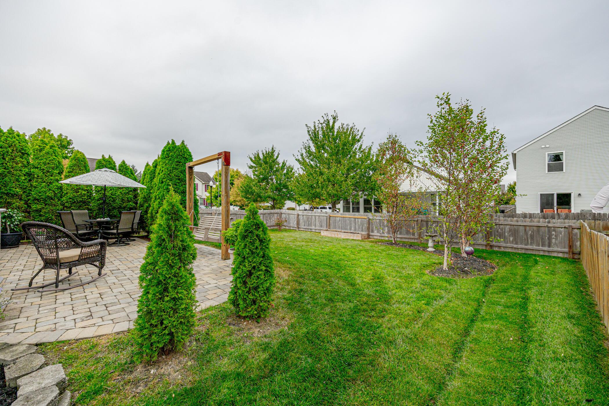 5832 Wooden Plank Road