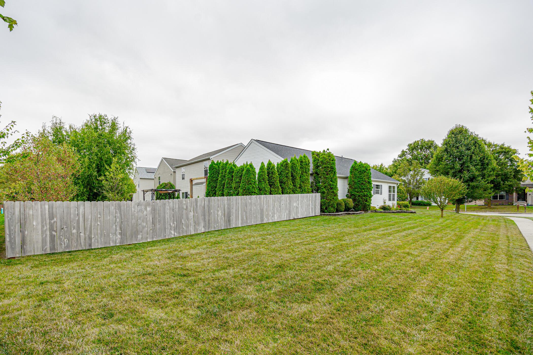 5832 Wooden Plank Road