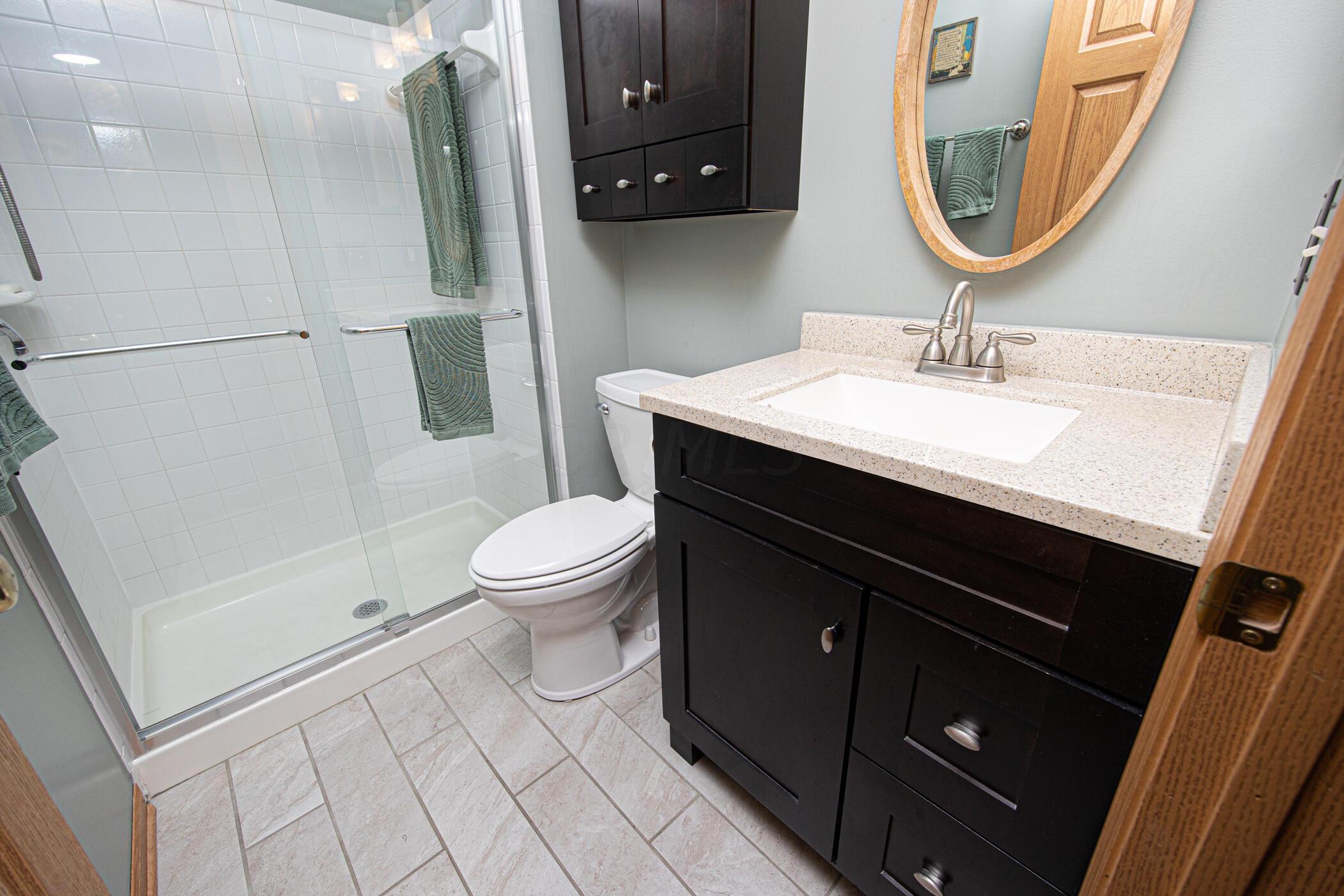 5832 Wooden Plank Road