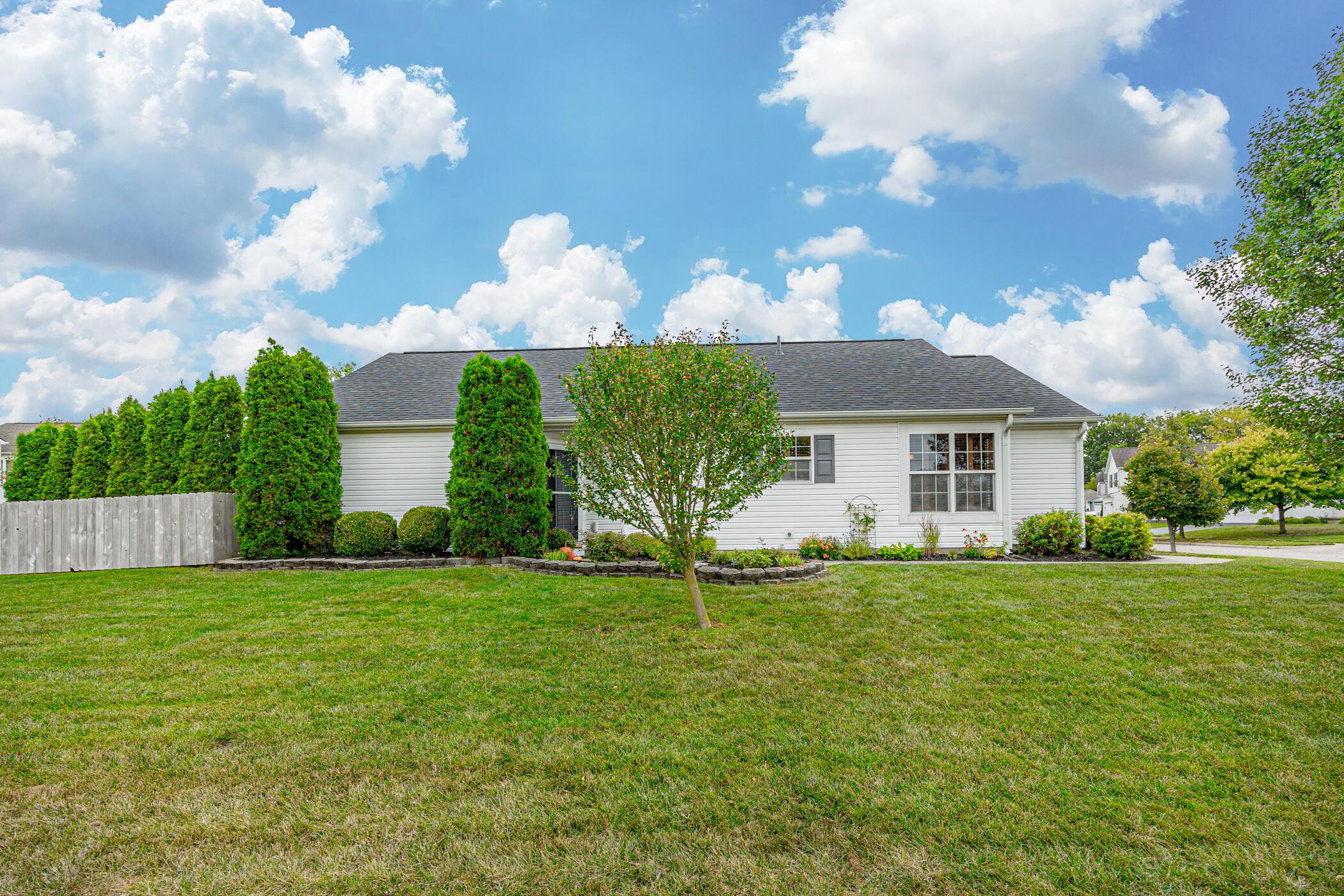 5832 Wooden Plank Road