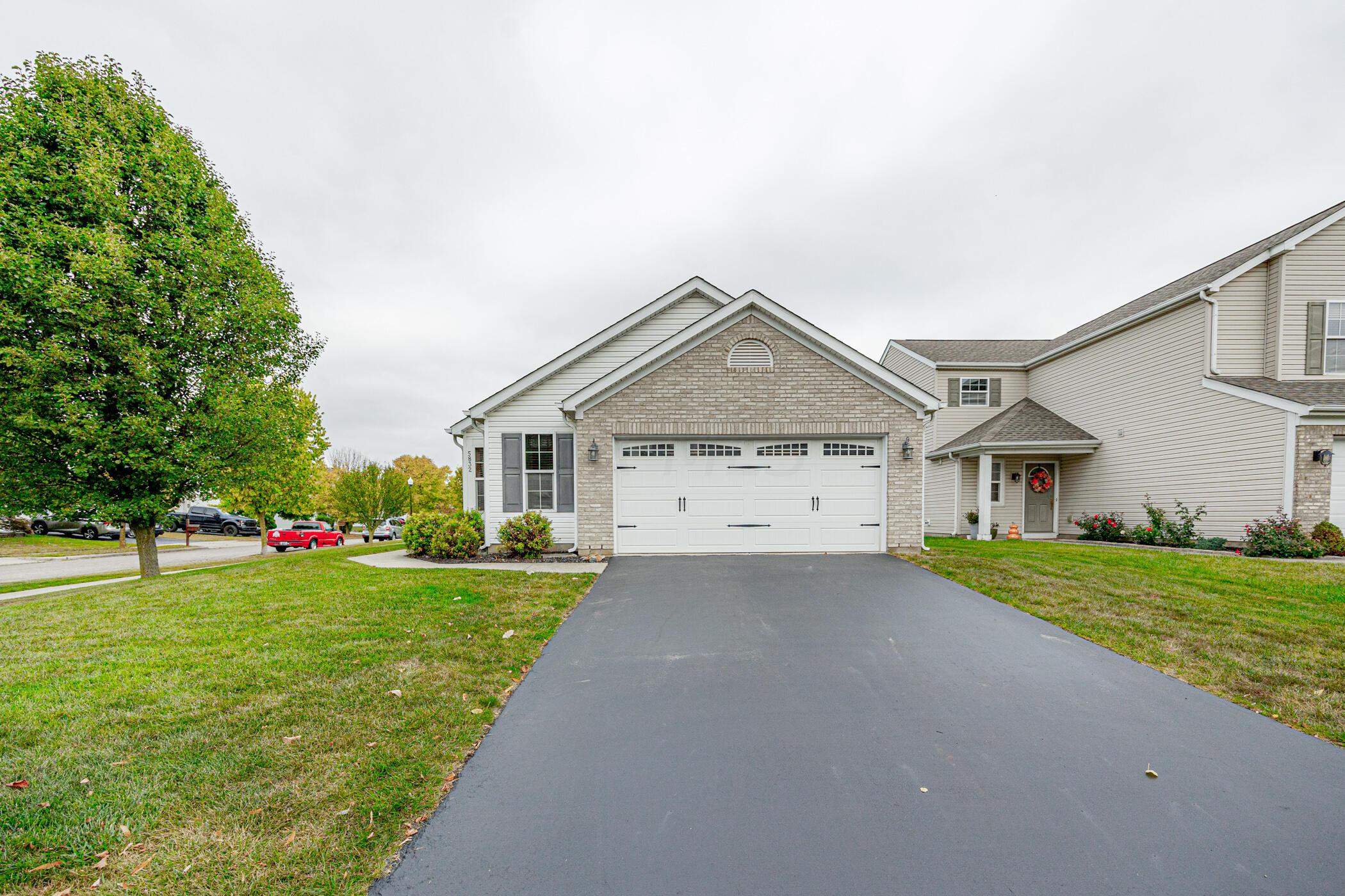 5832 Wooden Plank Road