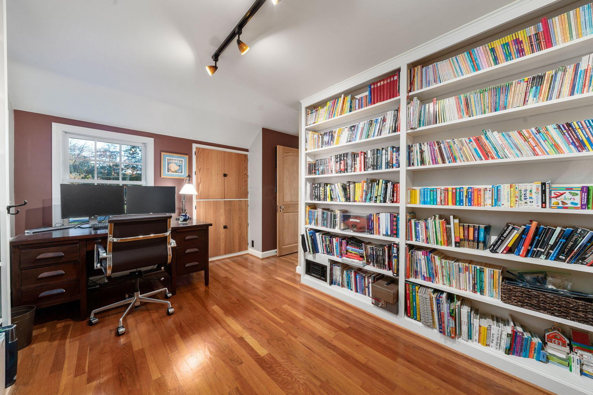 6163 Olentangy Boulevard