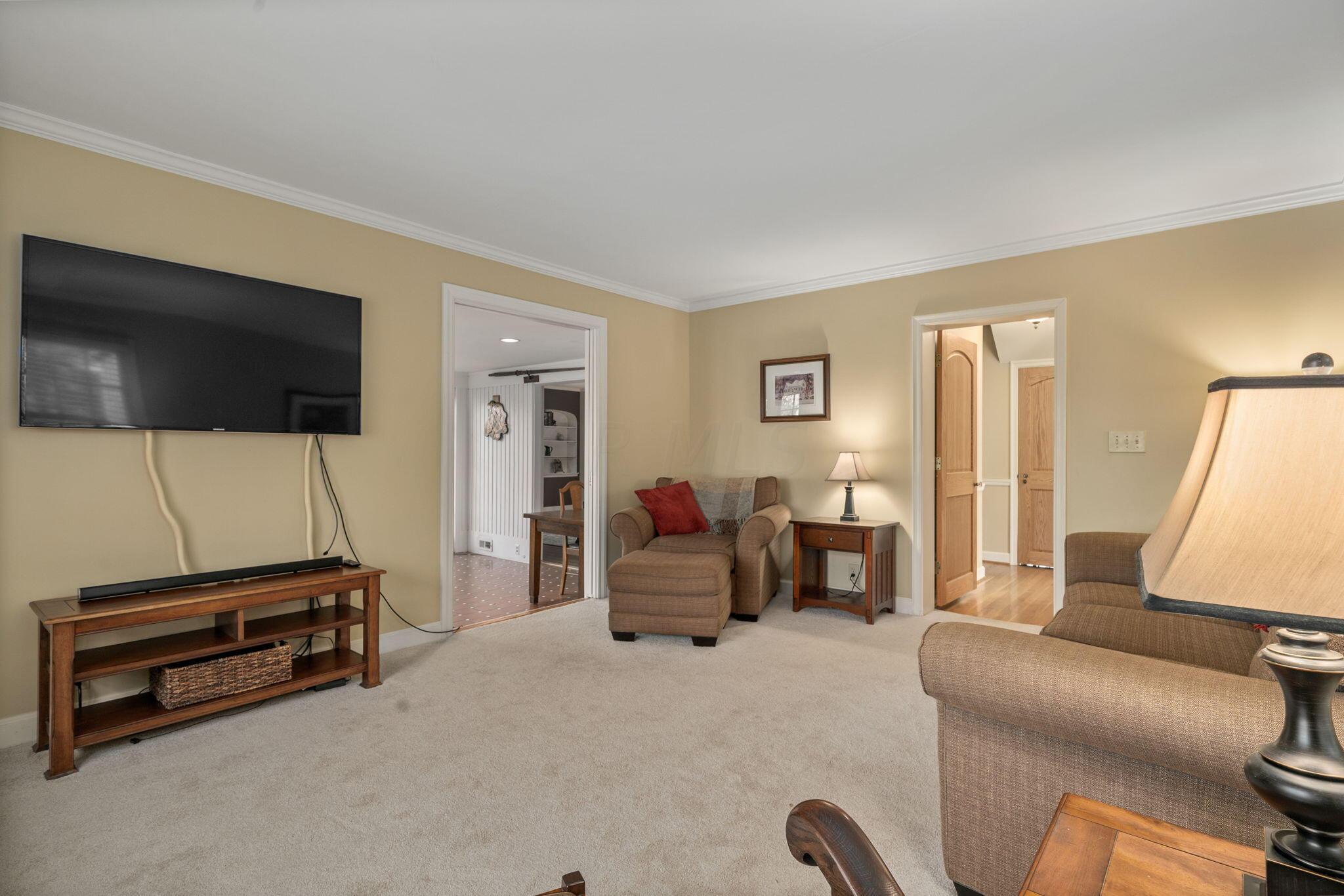 6163 Olentangy Boulevard