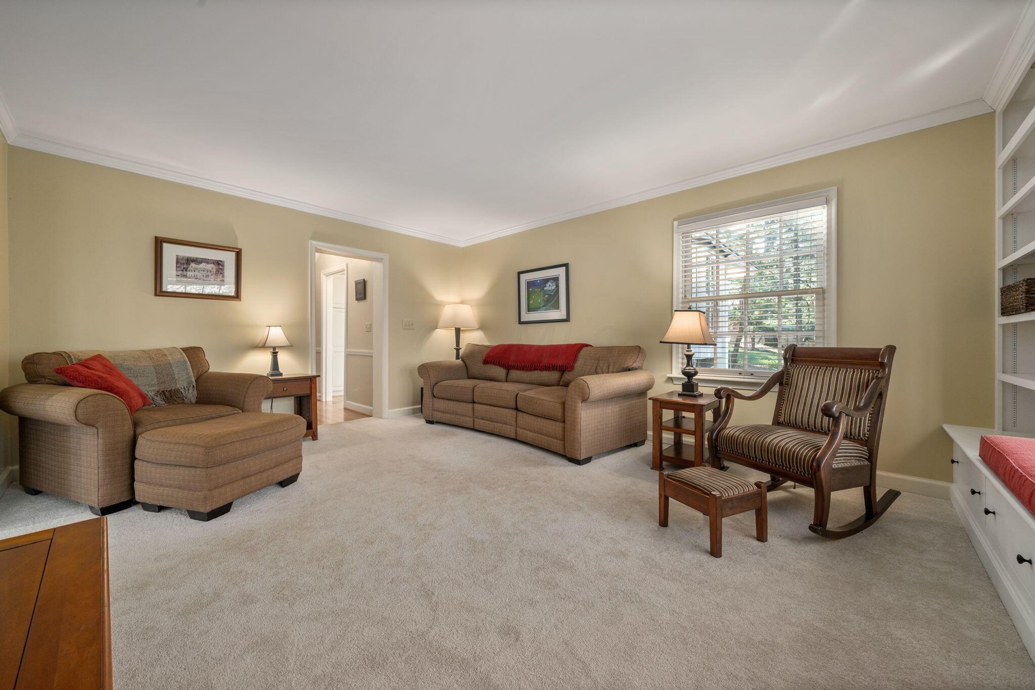 6163 Olentangy Boulevard