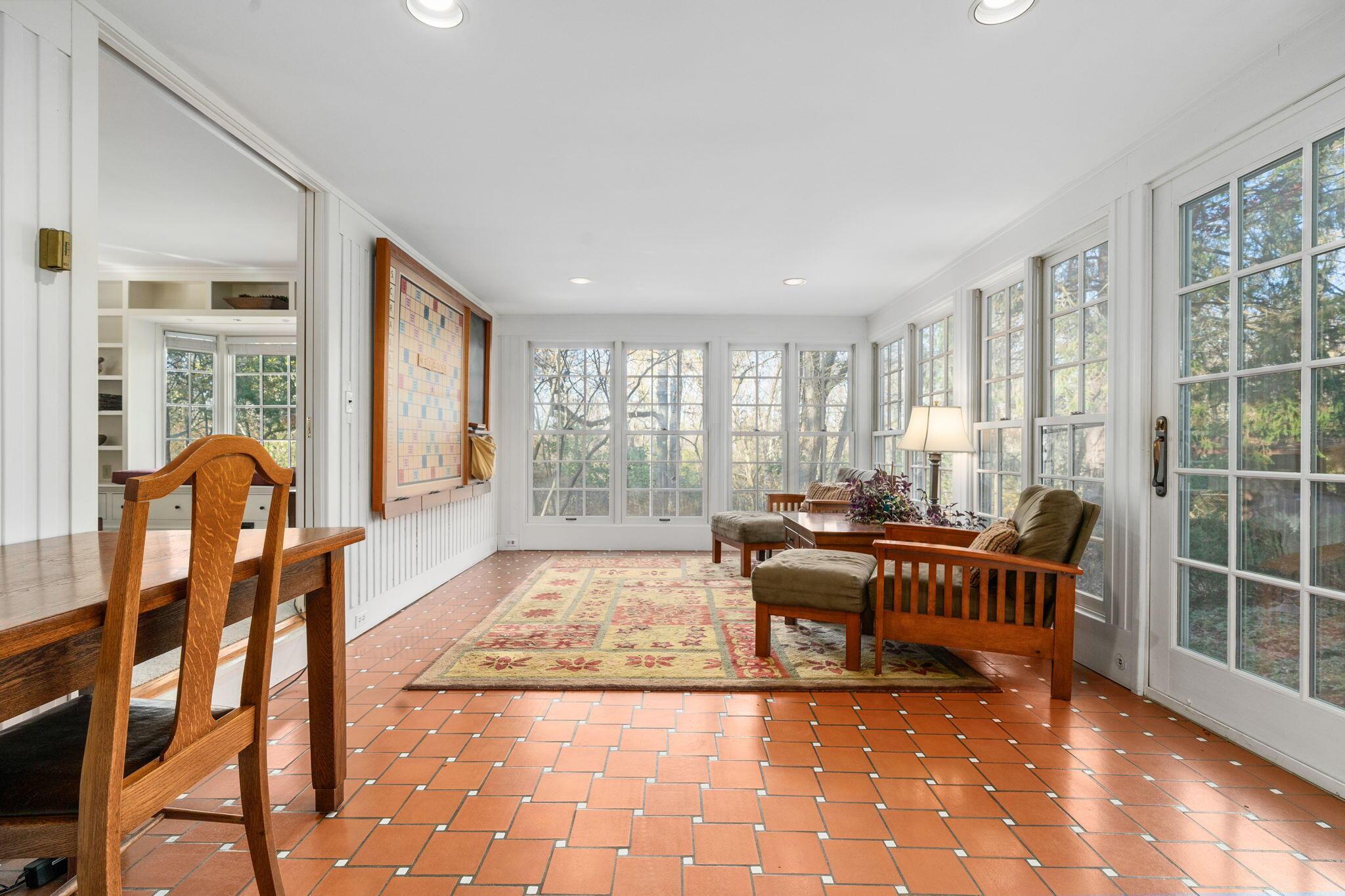 6163 Olentangy Boulevard