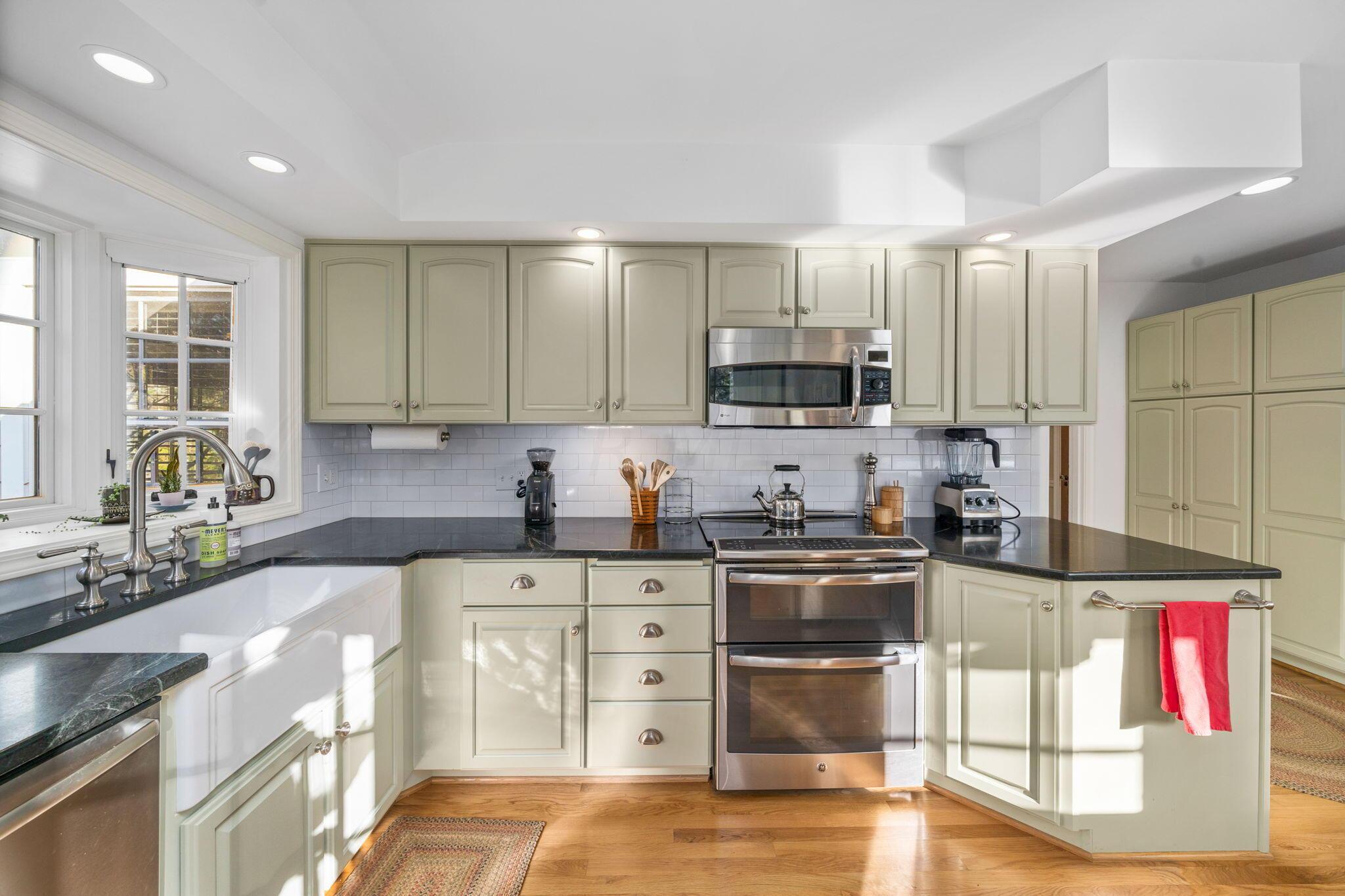 6163 Olentangy Boulevard