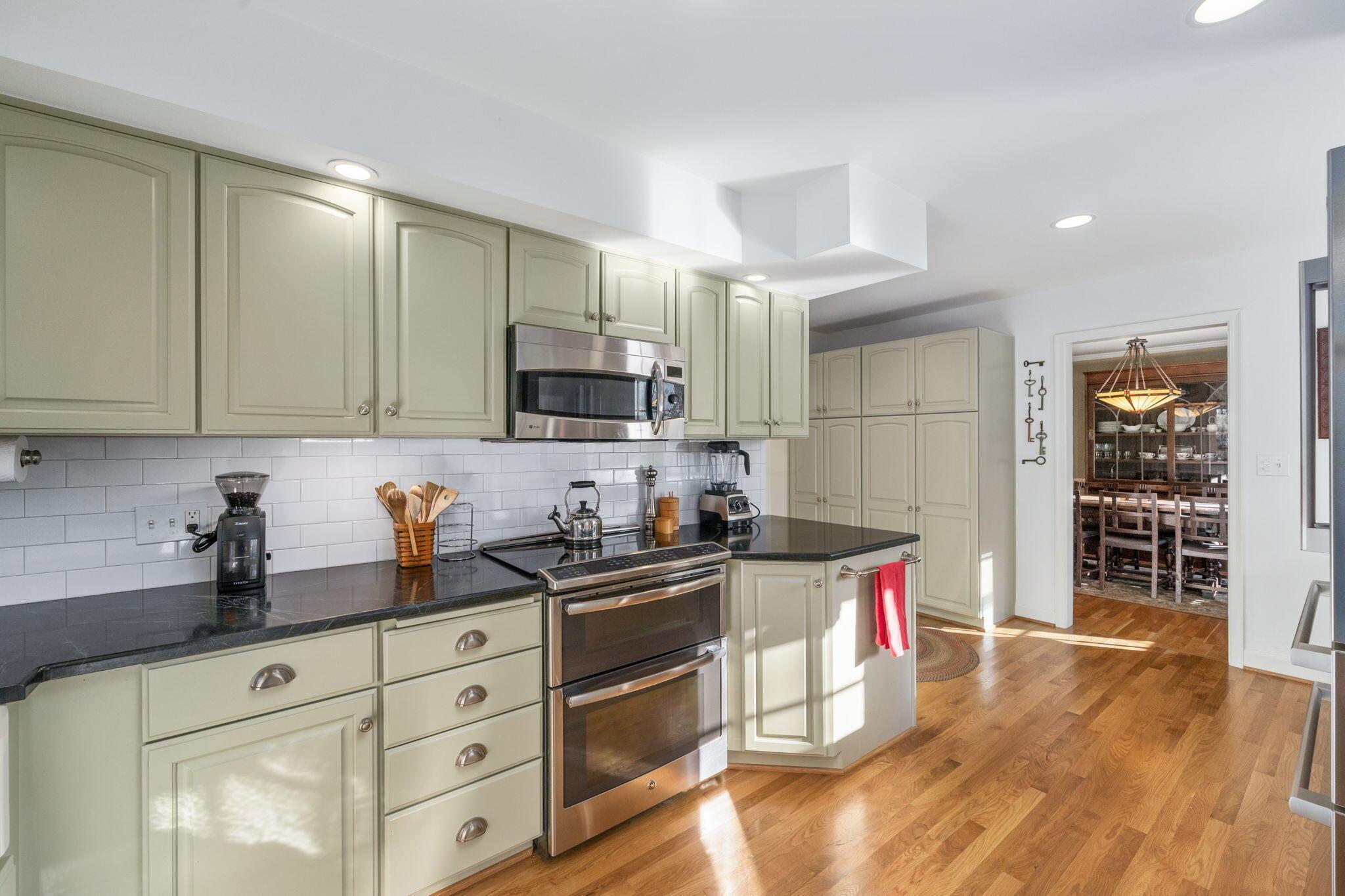 6163 Olentangy Boulevard