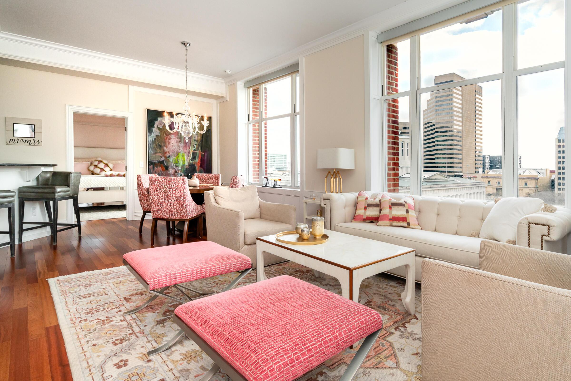 8 E Broad Street, 801