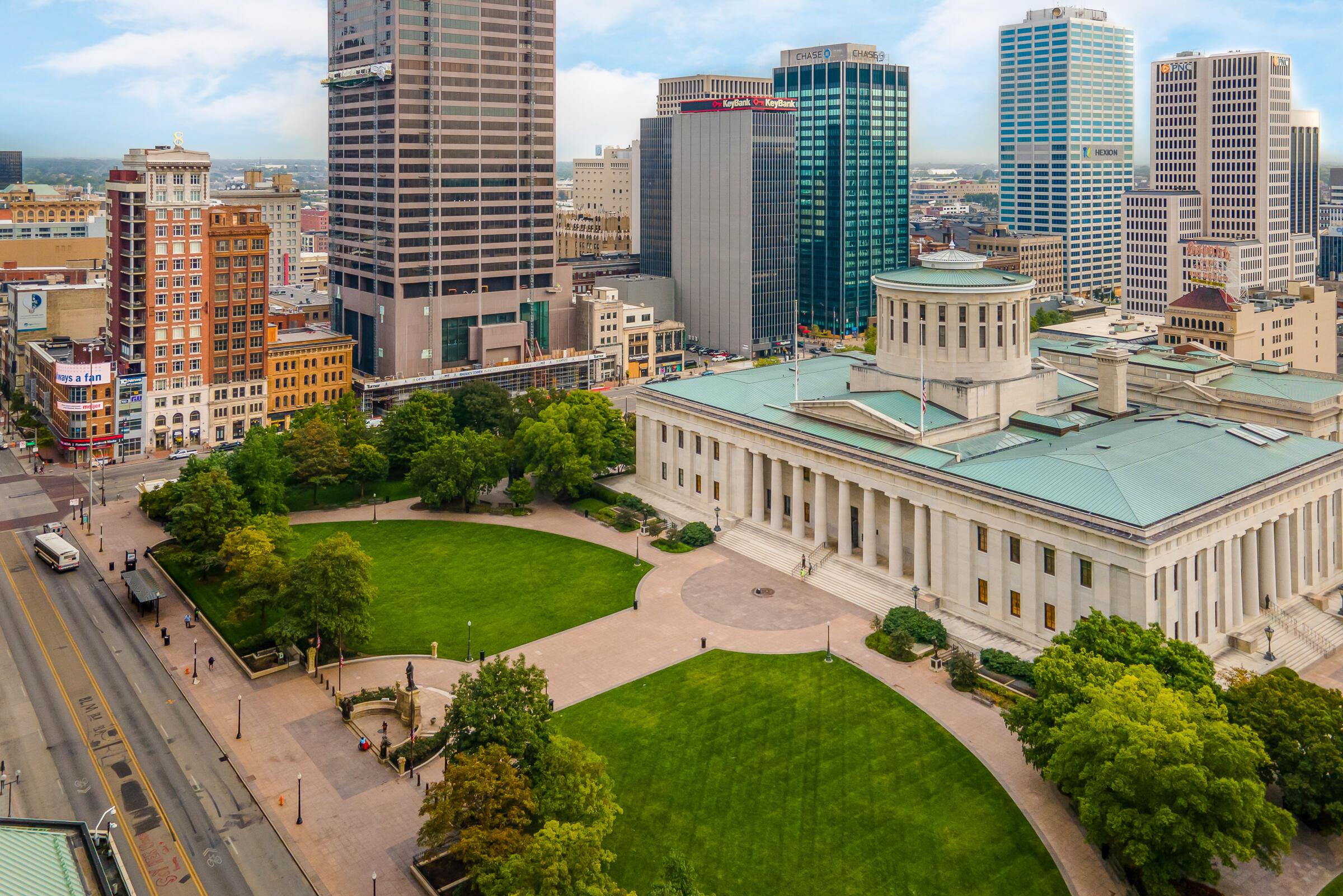 8 E Broad Street, 801