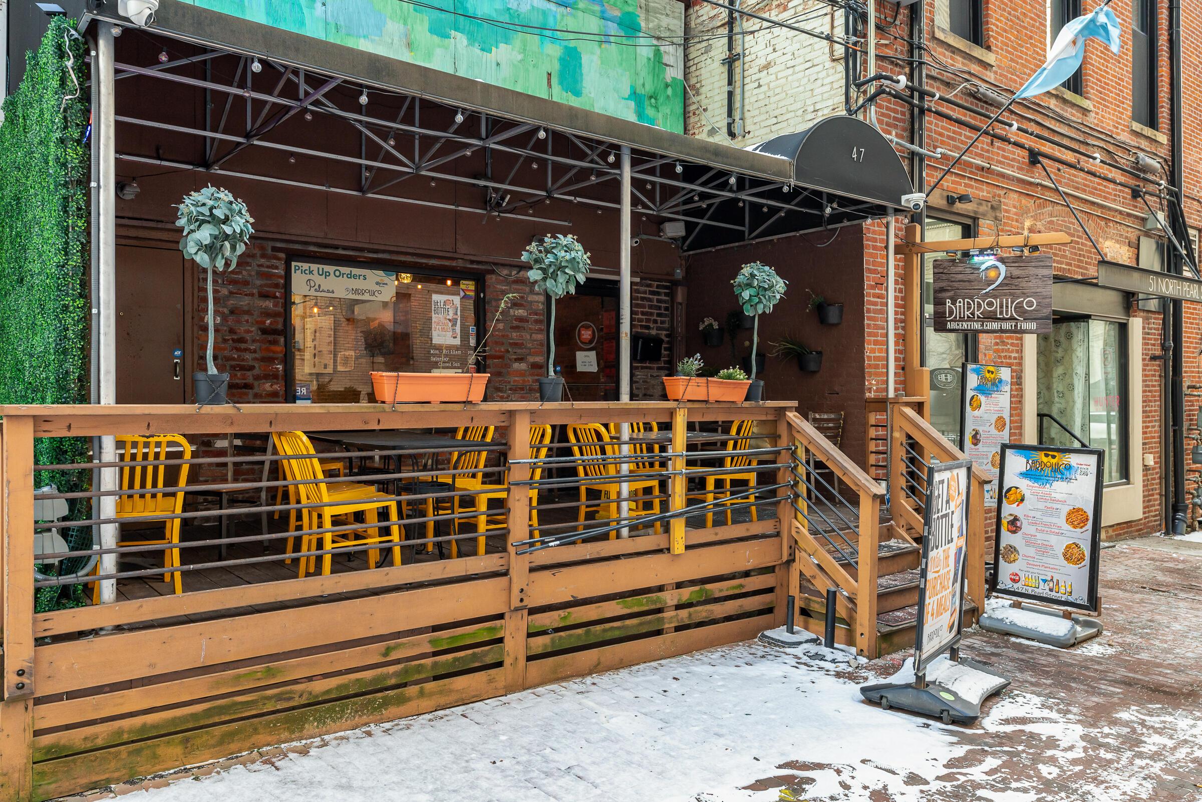 8 E Broad Street, 801