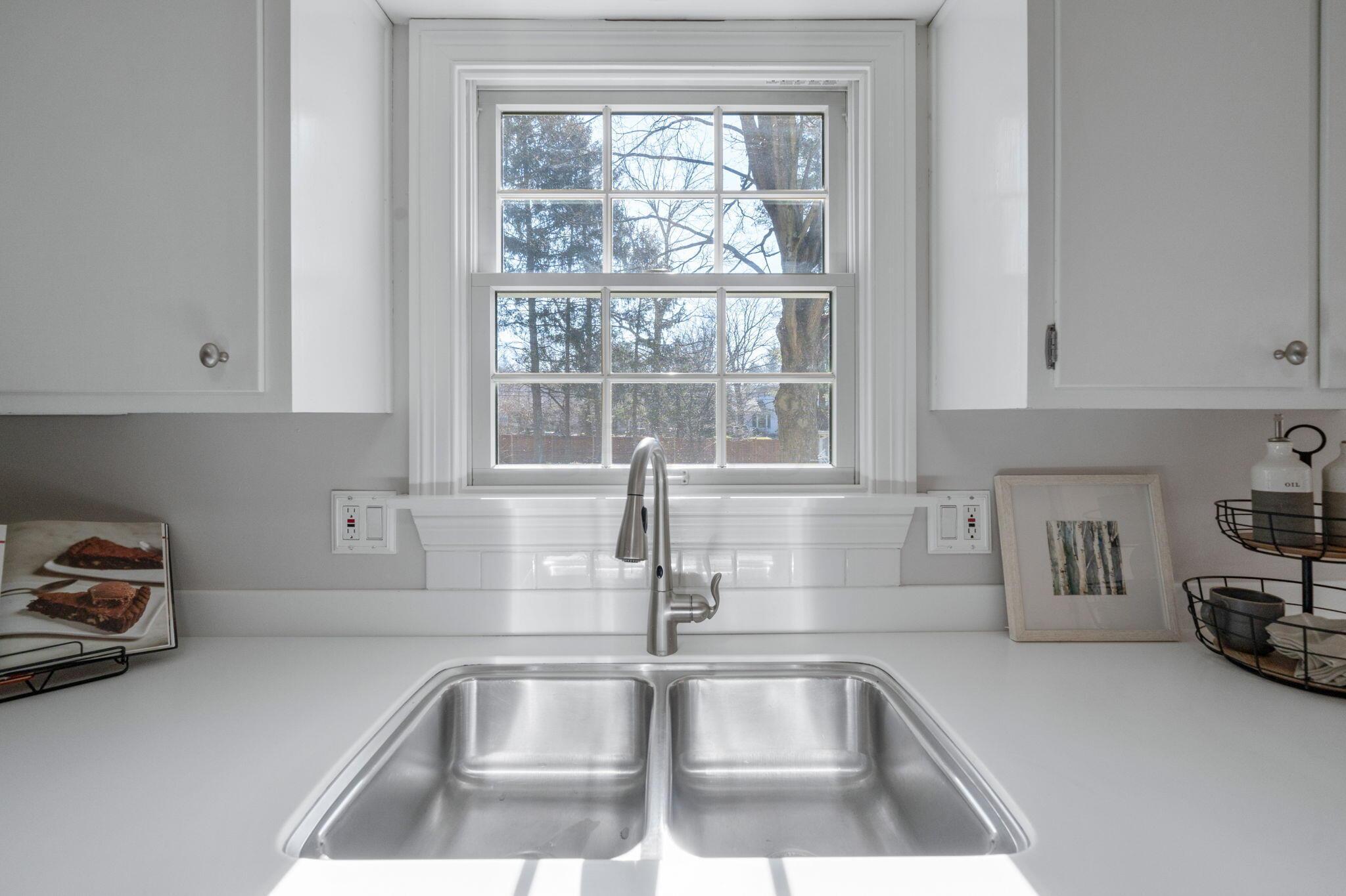 511 Longfellow Avenue