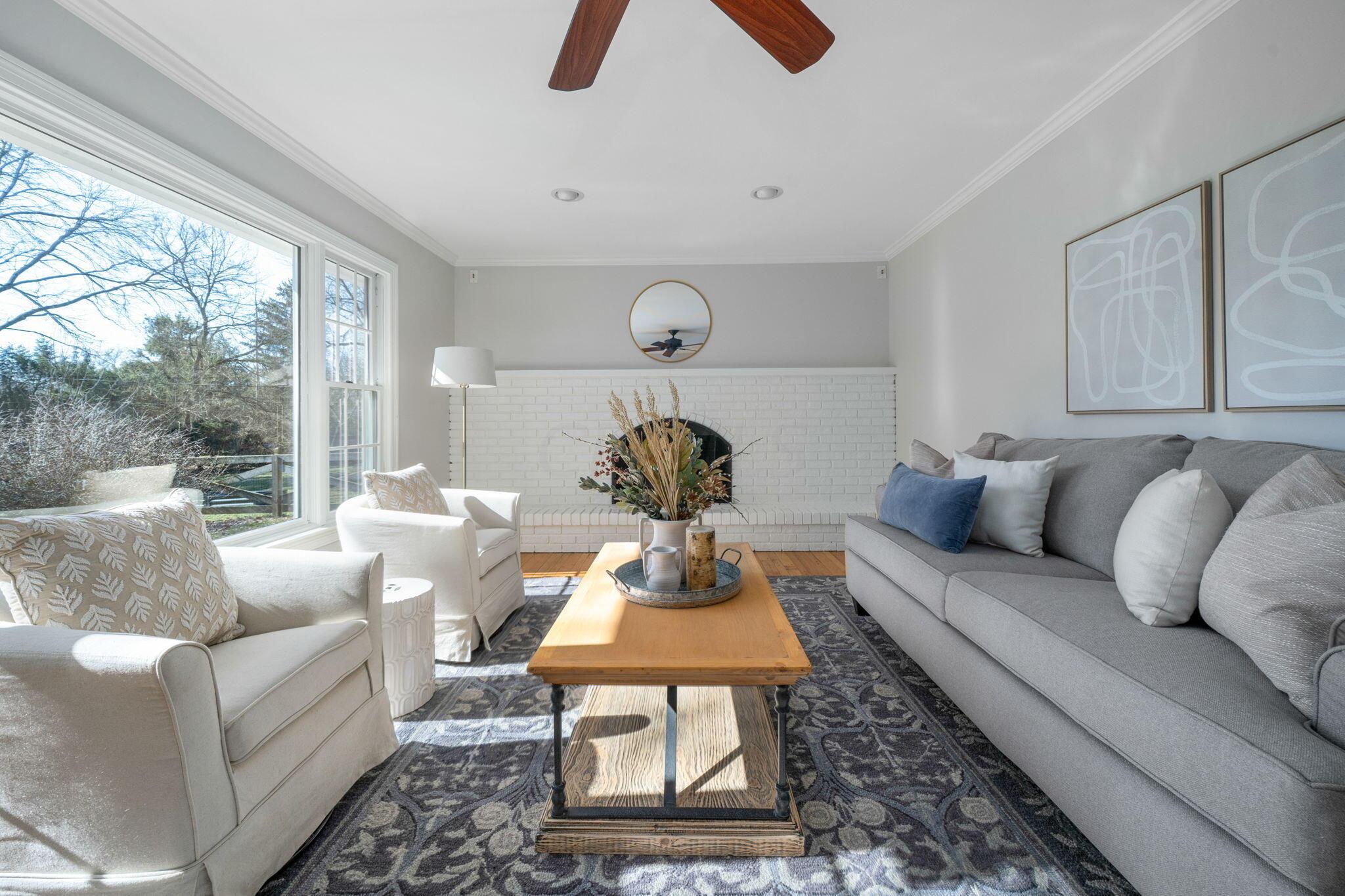 511 Longfellow Avenue