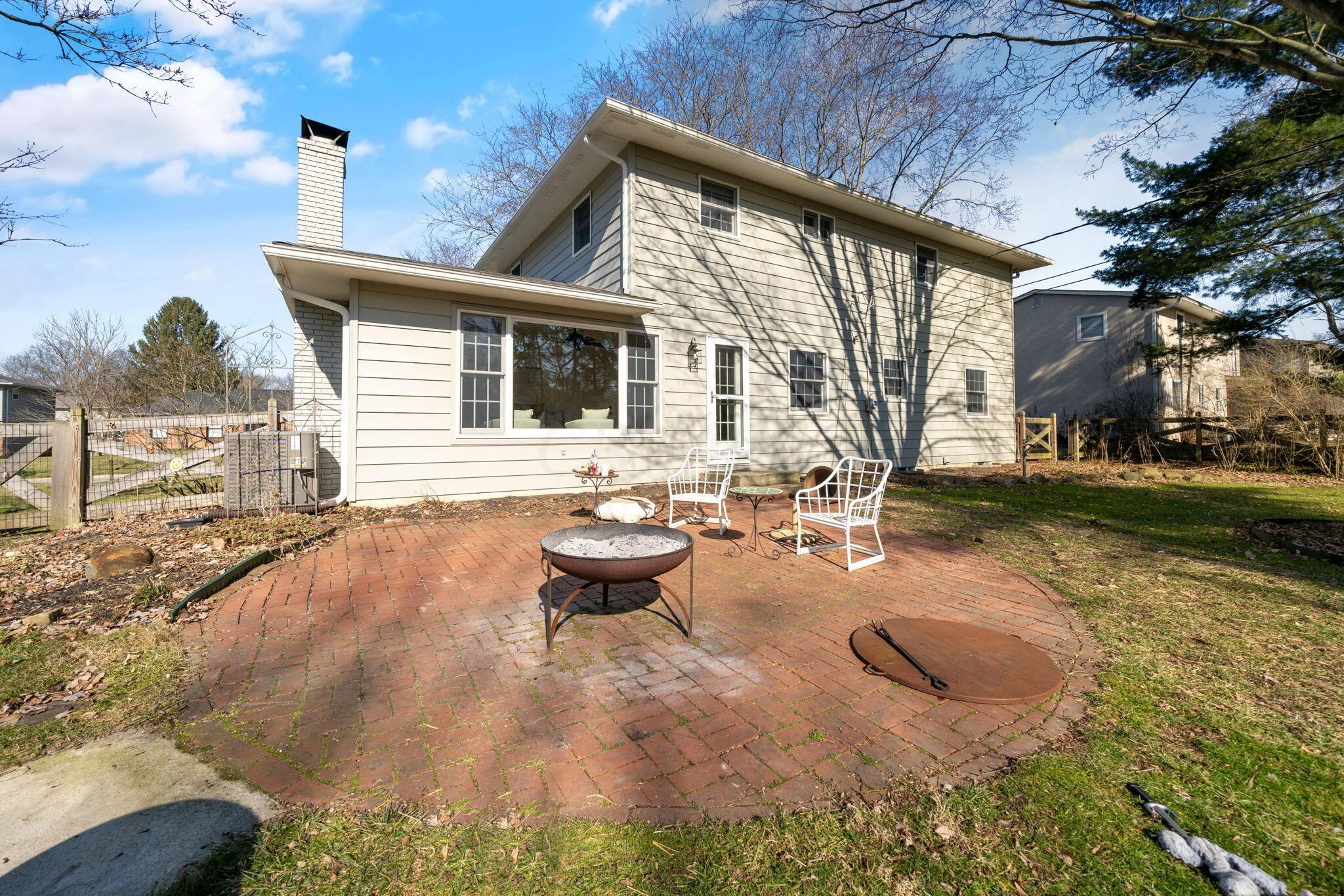 511 Longfellow Avenue