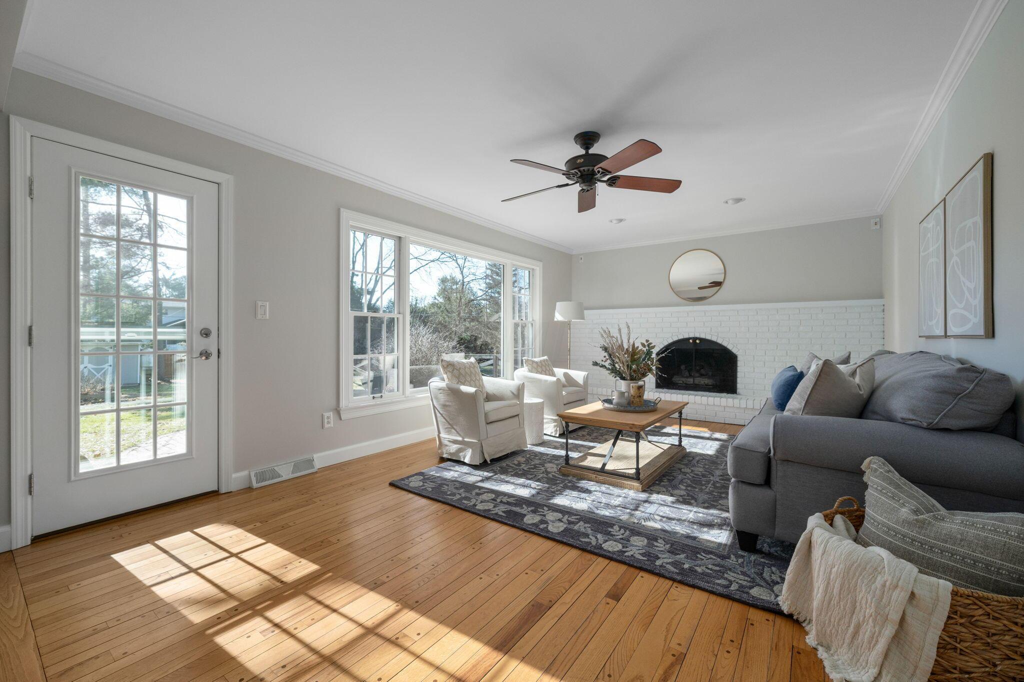 511 Longfellow Avenue