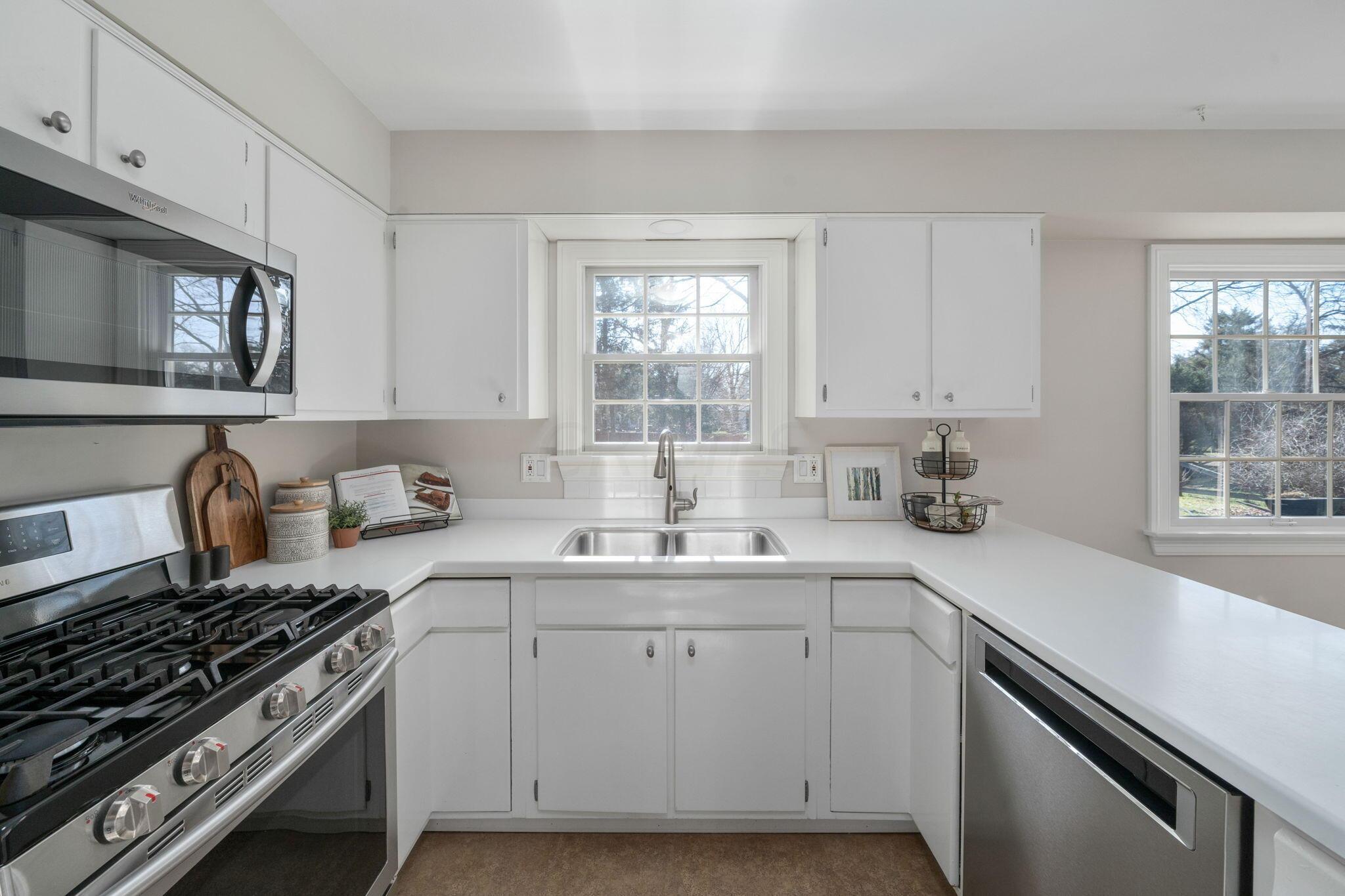 511 Longfellow Avenue