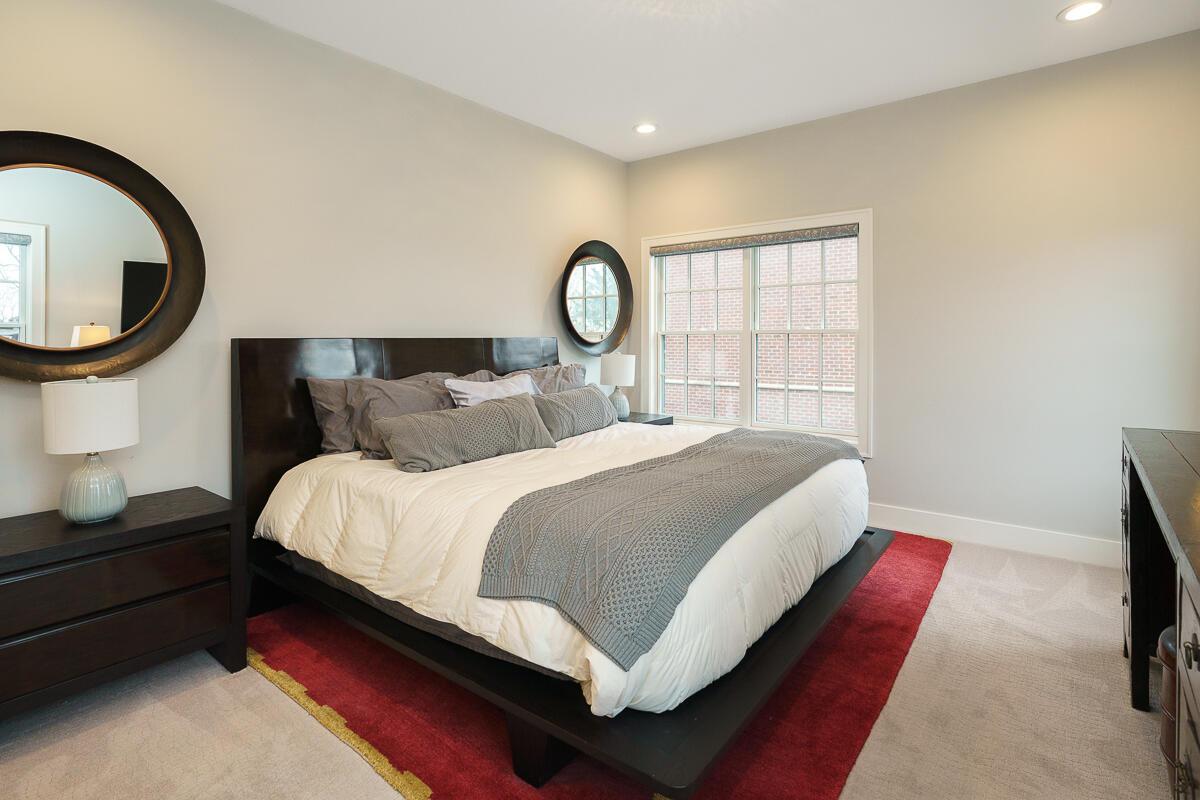 53 W Whittier Street