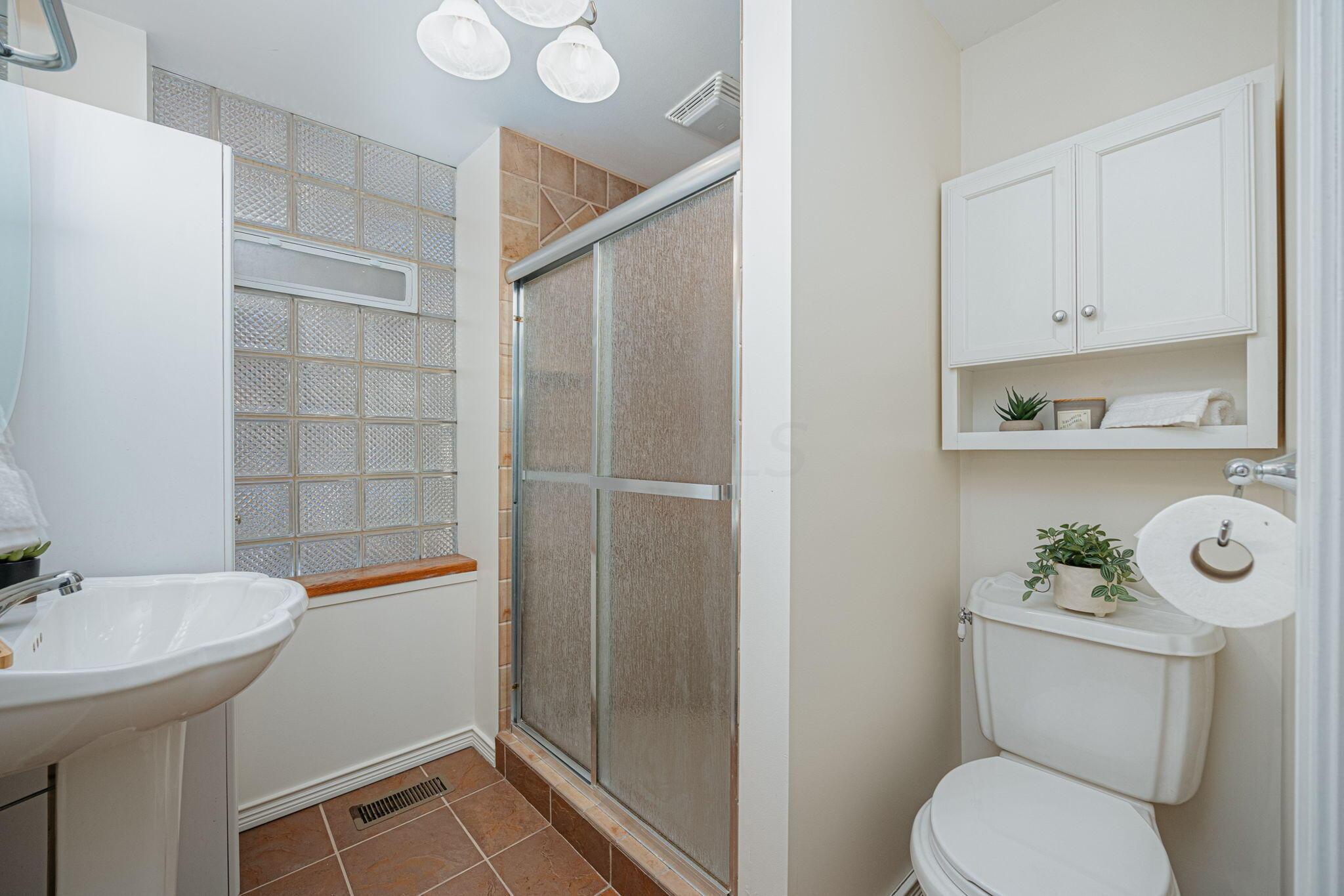 184 E Kossuth Street