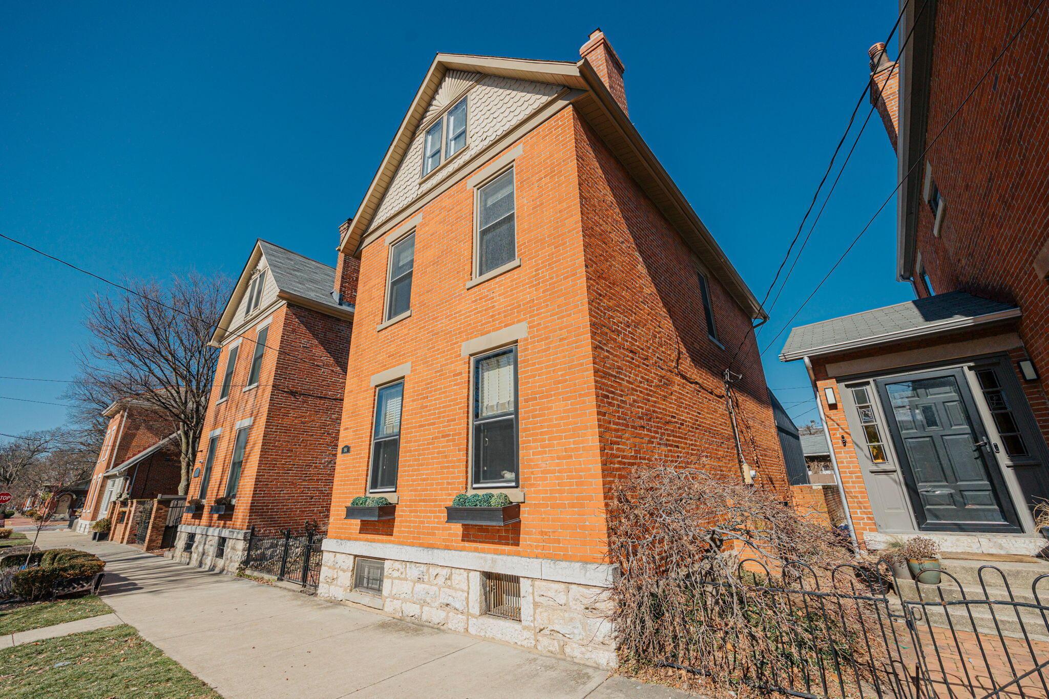 184 E Kossuth Street