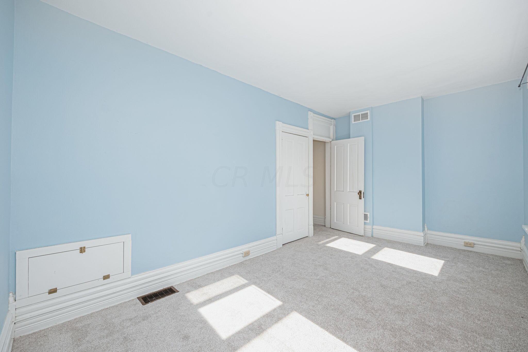 184 E Kossuth Street